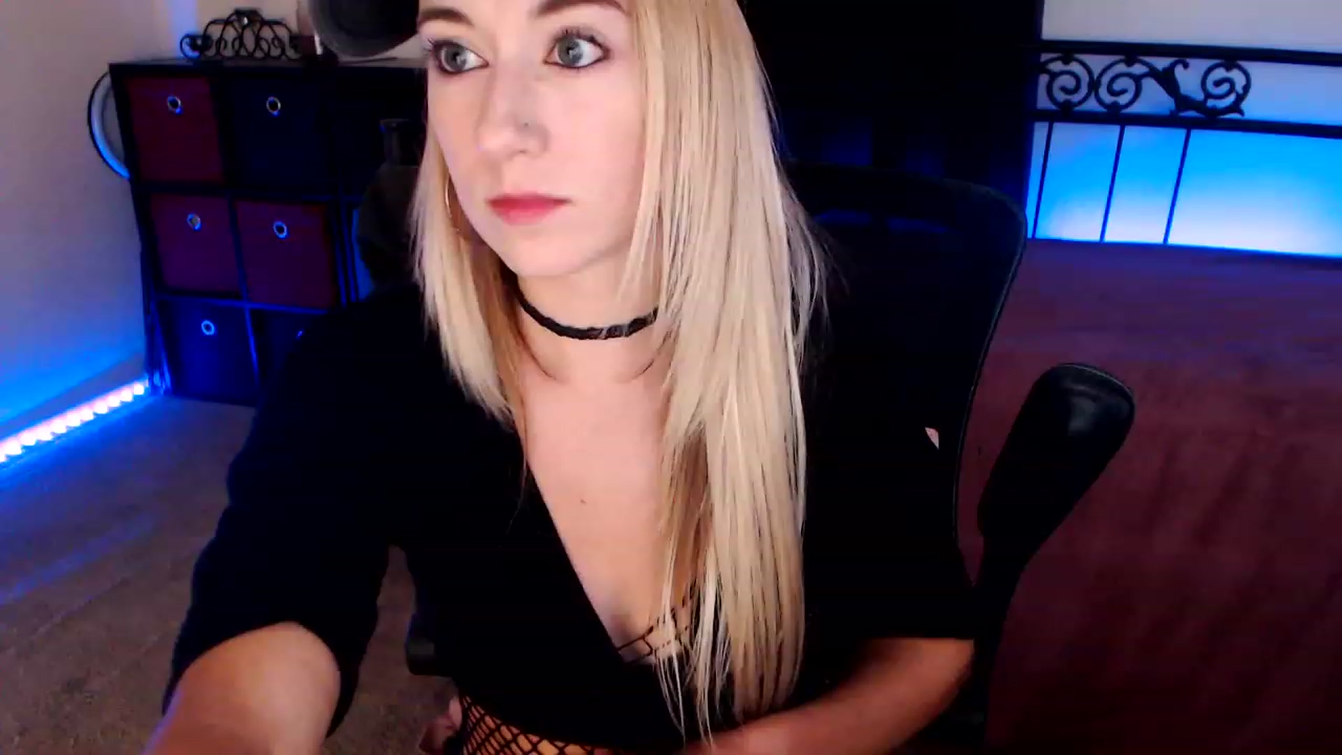 Gallery image thumbnail from SouthernSkye's myfreecams stream on, 08/12/2023, 06:41 image 15 of 20