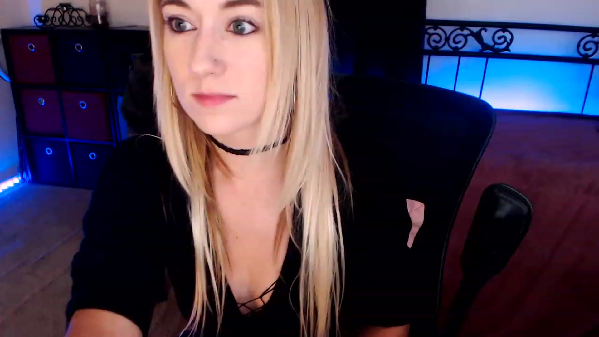 Gallery image thumbnail from SouthernSkye's myfreecams stream on, 08/12/2023, 06:41 image 1 of 20