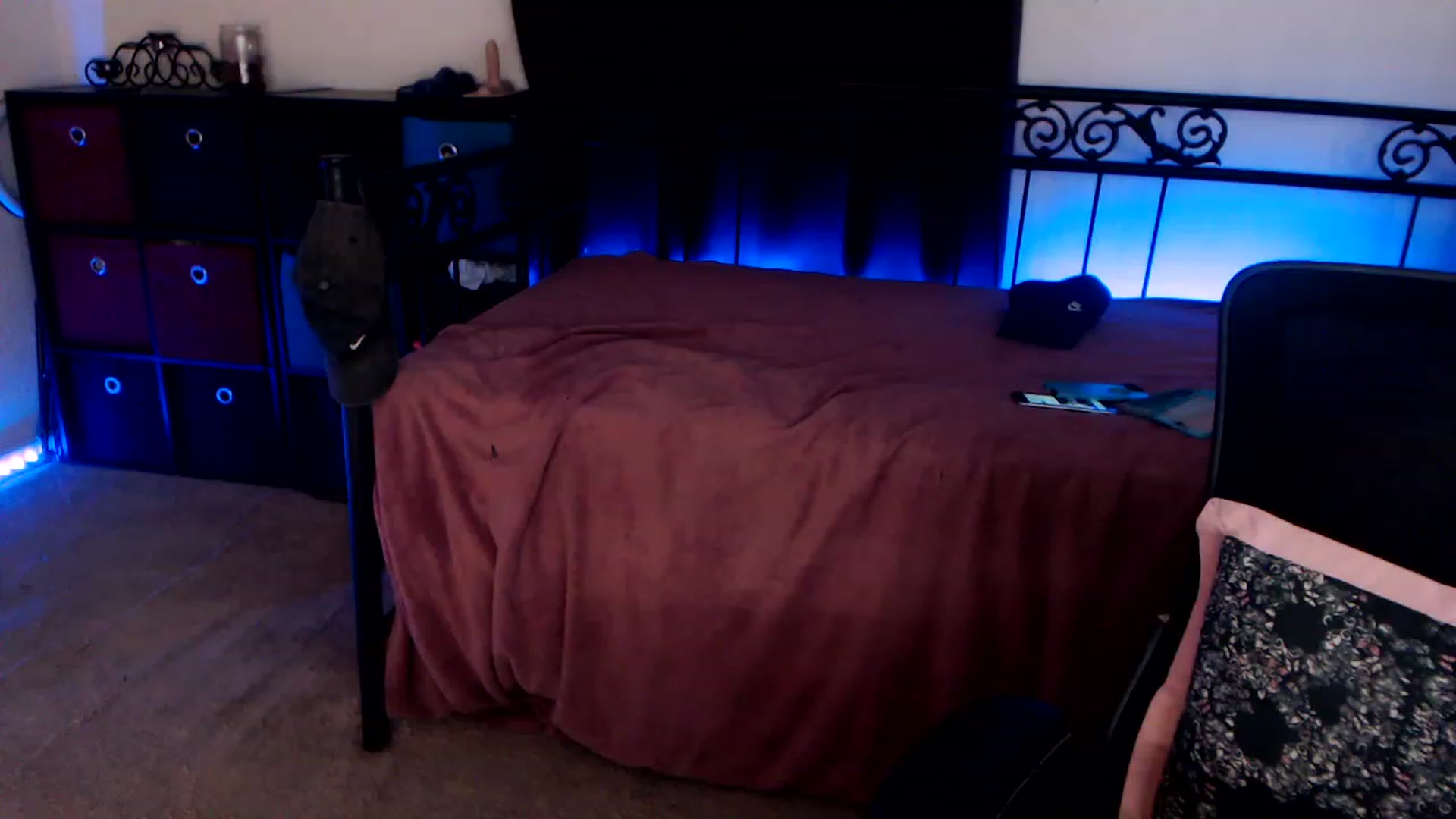 Gallery image thumbnail from SouthernSkye's myfreecams stream on, 08/13/2023, 07:14 image 17 of 20