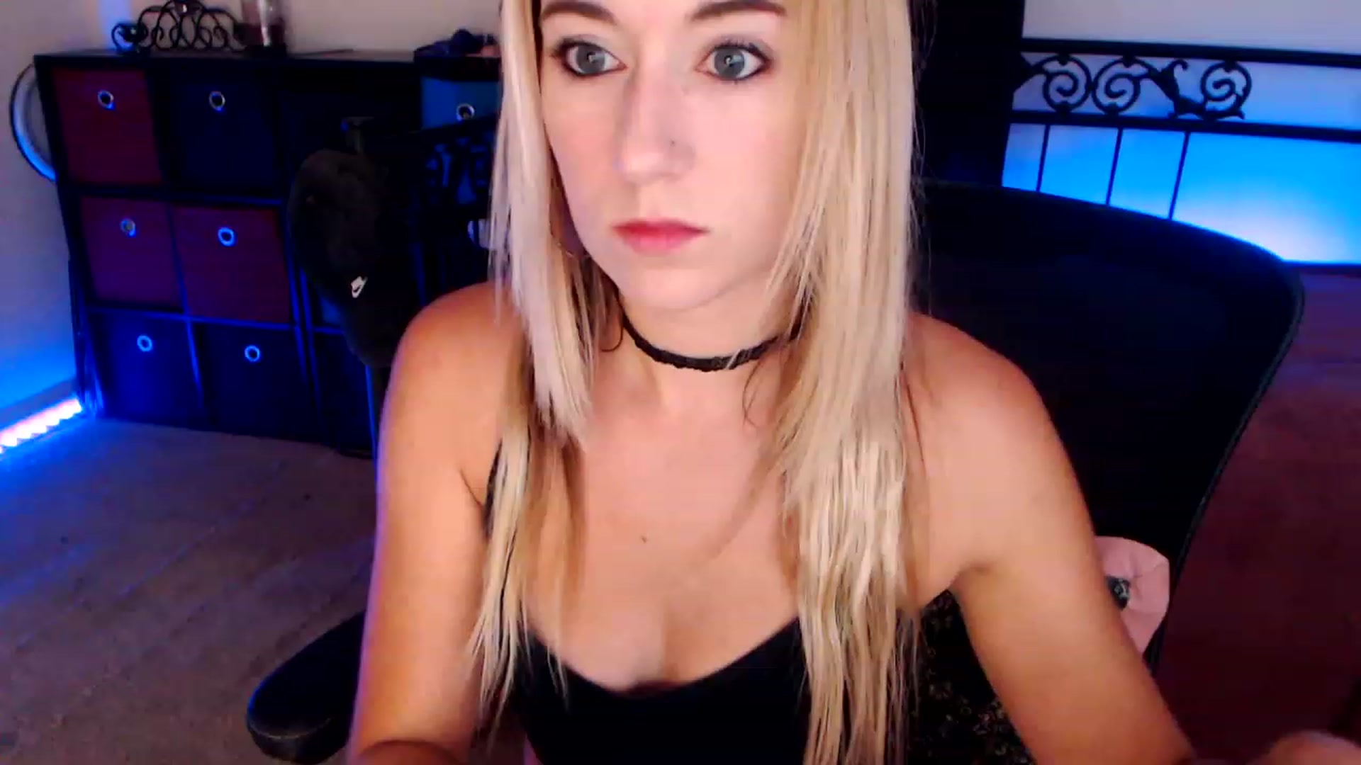 Gallery image thumbnail from SouthernSkye's myfreecams stream on, 08/14/2023, 06:12 image 1 of 20