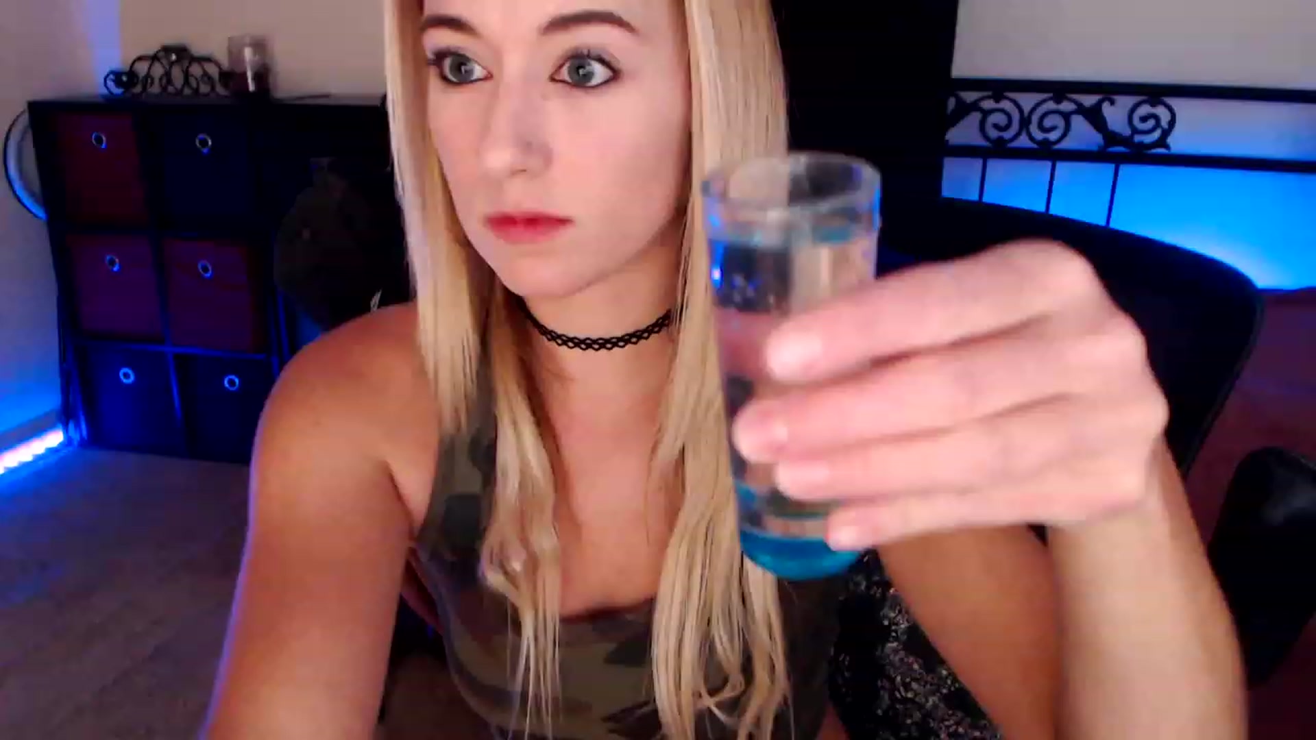 Gallery image thumbnail from SouthernSkye's myfreecams stream on, 08/17/2023, 06:47 image 5 of 20