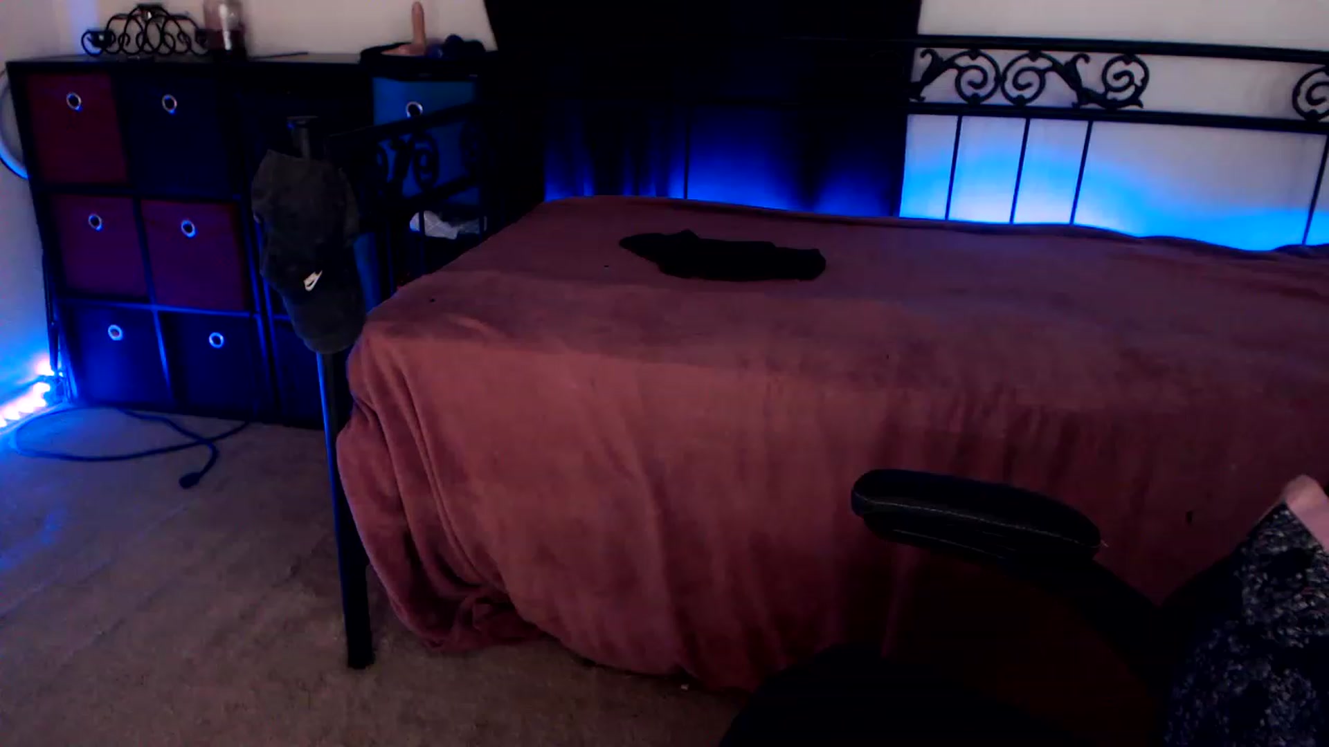 Gallery image thumbnail from SouthernSkye's myfreecams stream on, 08/22/2023, 05:19 image 11 of 20