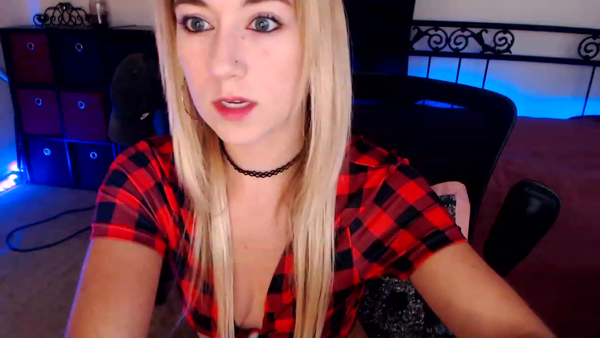Gallery image thumbnail from SouthernSkye's myfreecams stream on, 08/24/2023, 05:18 image 2 of 20