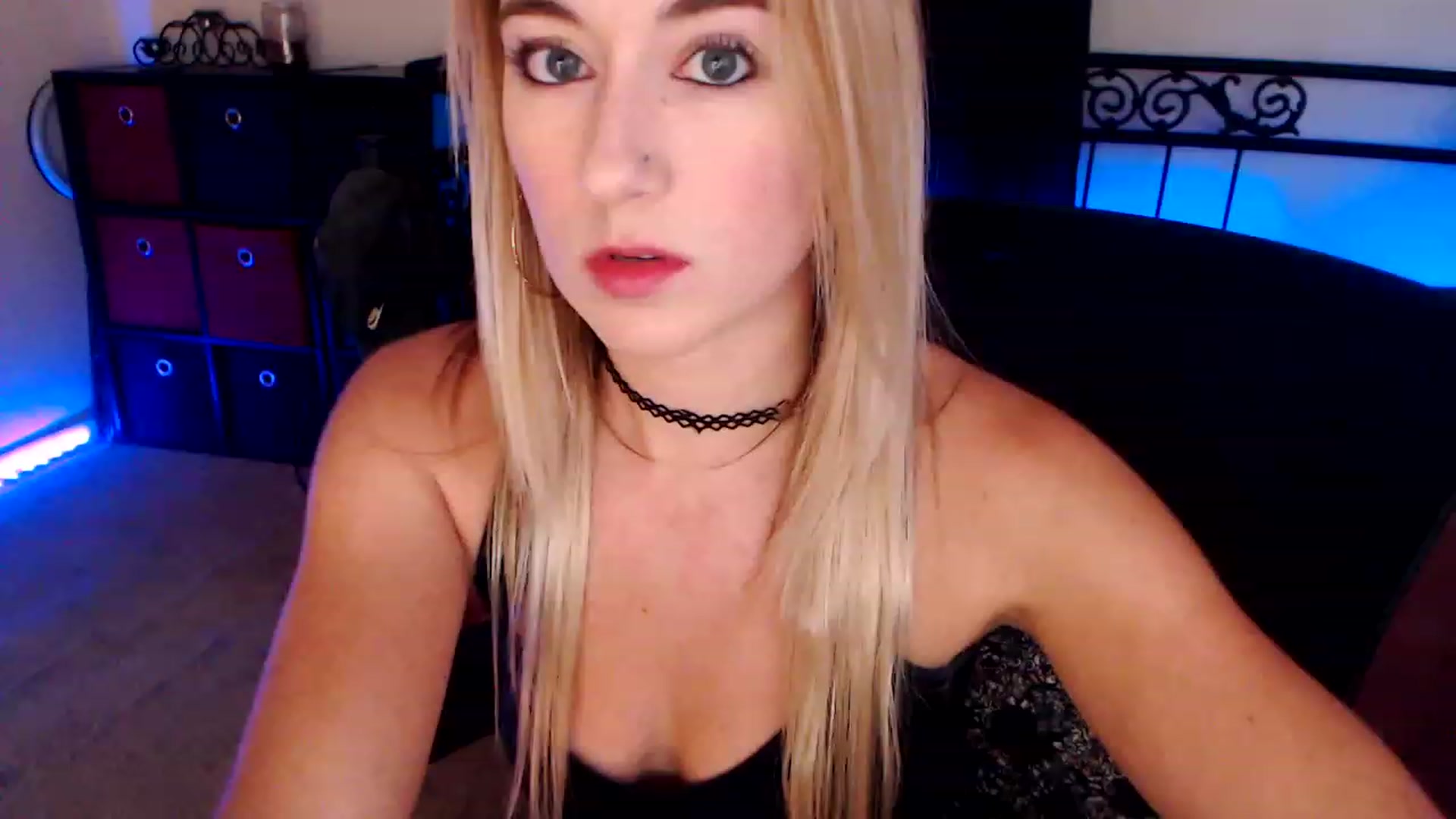 Gallery image thumbnail from SouthernSkye's myfreecams stream on, 09/13/2023, 05:52 image 1 of 20