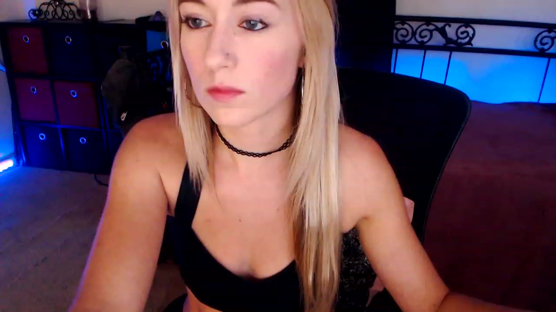 Gallery image thumbnail from SouthernSkye's myfreecams stream on, 09/13/2023, 05:52 image 5 of 20