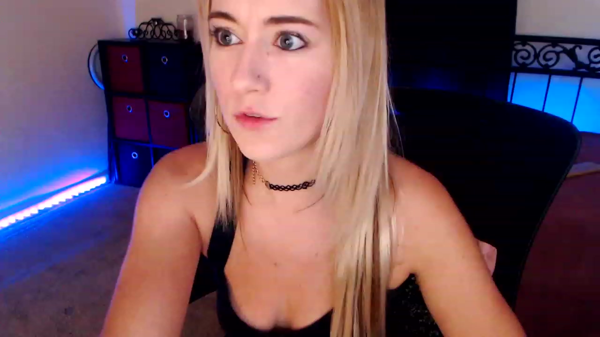Gallery image thumbnail from SouthernSkye's myfreecams stream on, 09/13/2023, 05:52 image 17 of 20