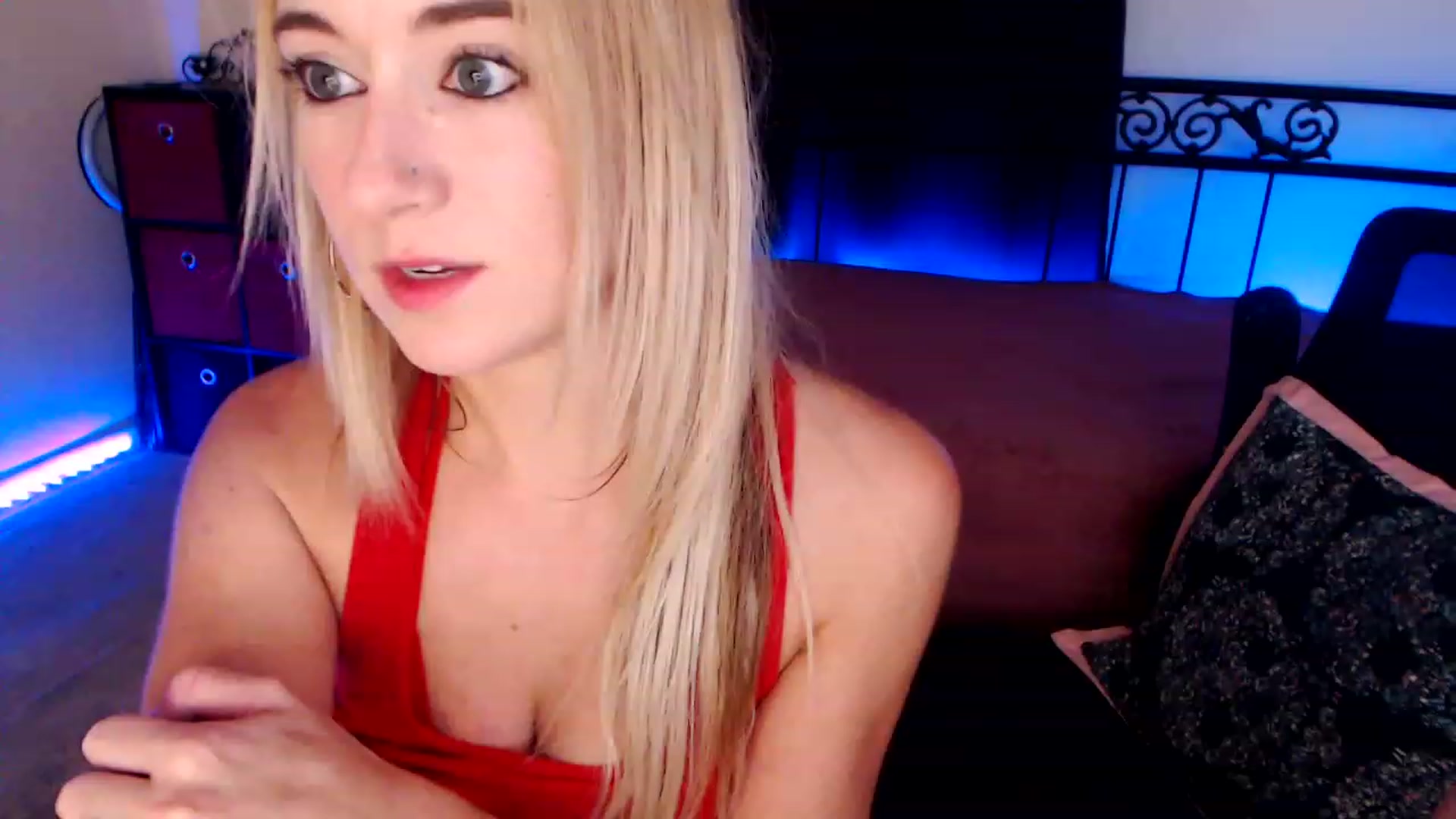 Gallery image thumbnail from SouthernSkye's myfreecams stream on, 09/15/2023, 05:16 image 16 of 20