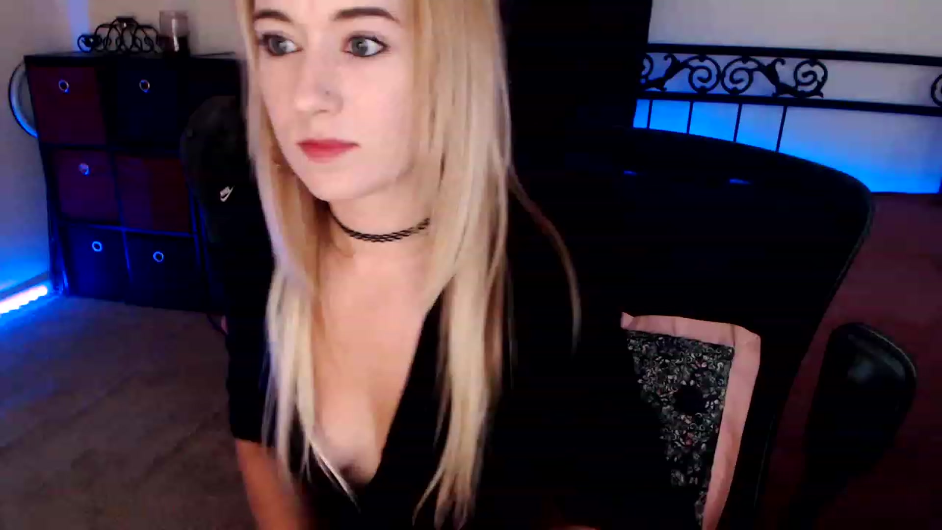 Gallery image thumbnail from SouthernSkye's myfreecams stream on, 09/26/2023, 06:35 image 9 of 20