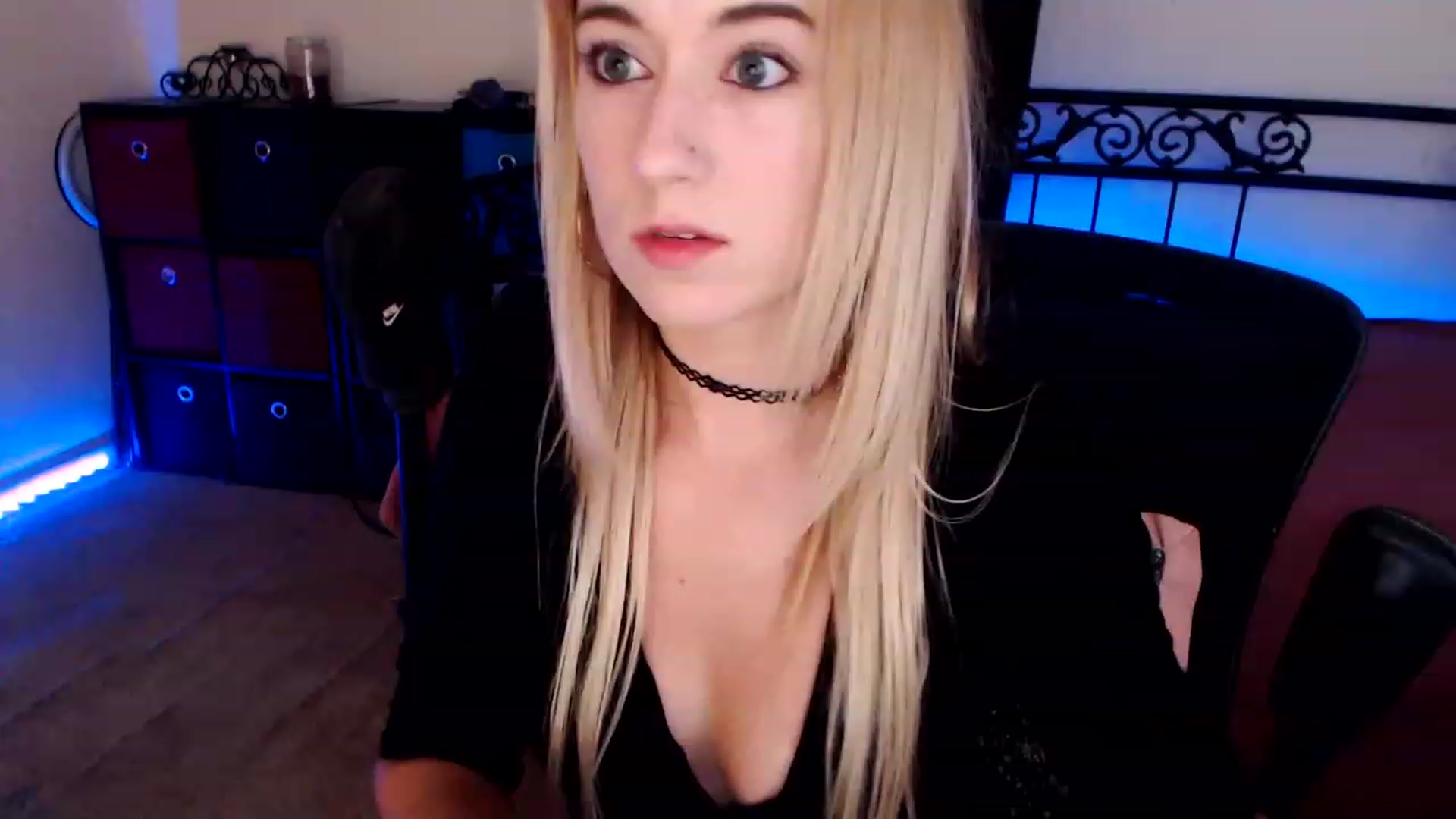 Gallery image thumbnail from SouthernSkye's myfreecams stream on, 09/26/2023, 06:35 image 8 of 20