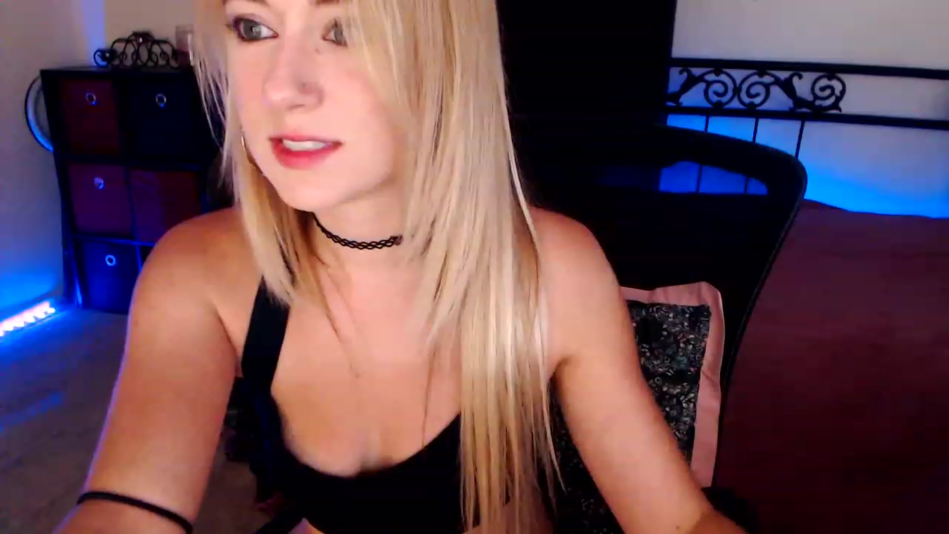 Gallery image thumbnail from SouthernSkye's myfreecams stream on, 09/30/2023, 05:30 image 16 of 20