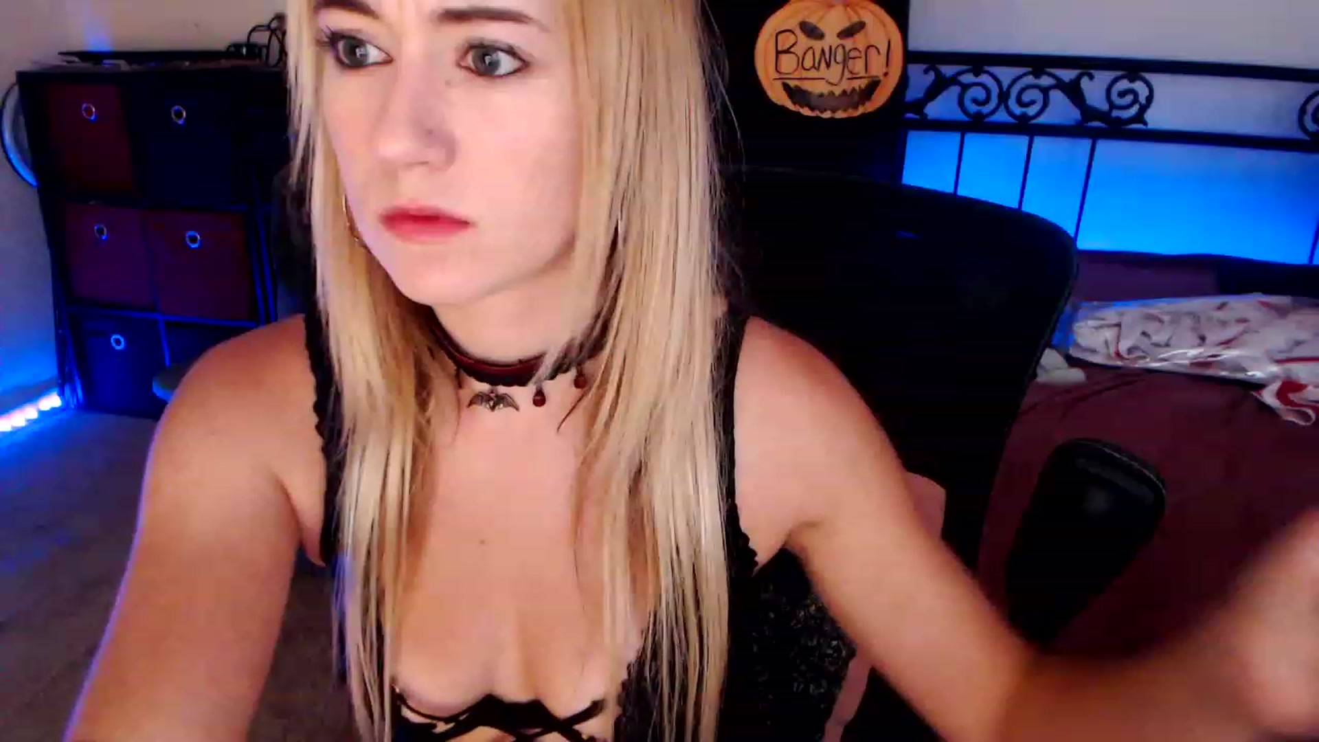 Gallery image thumbnail from SouthernSkye's myfreecams stream on, 10/08/2023, 06:15 image 20 of 20