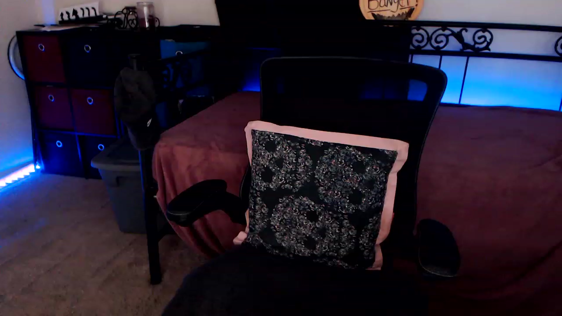 Gallery image thumbnail from SouthernSkye's myfreecams stream on, 10/09/2023, 05:38 image 19 of 20