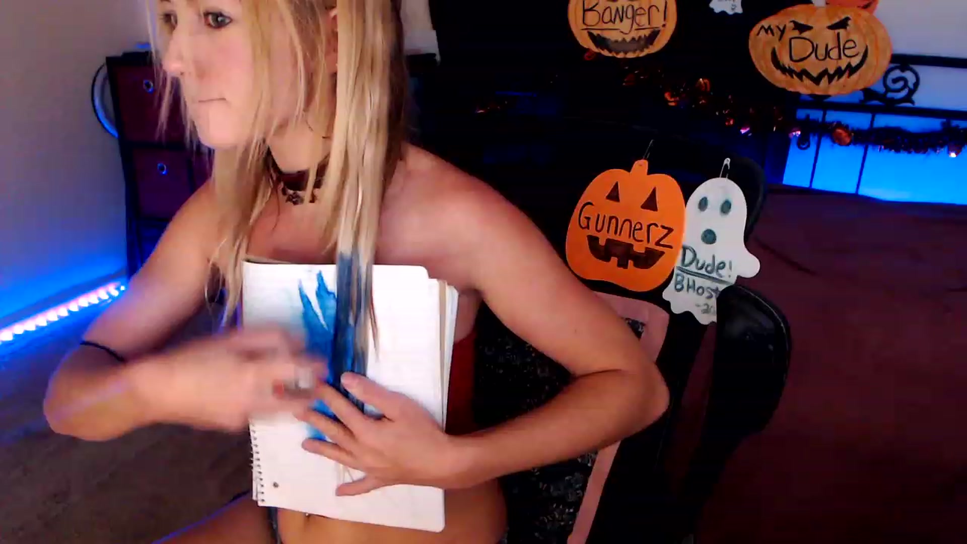 Gallery image thumbnail from SouthernSkye's myfreecams stream on, 10/16/2023, 05:59 image 6 of 20