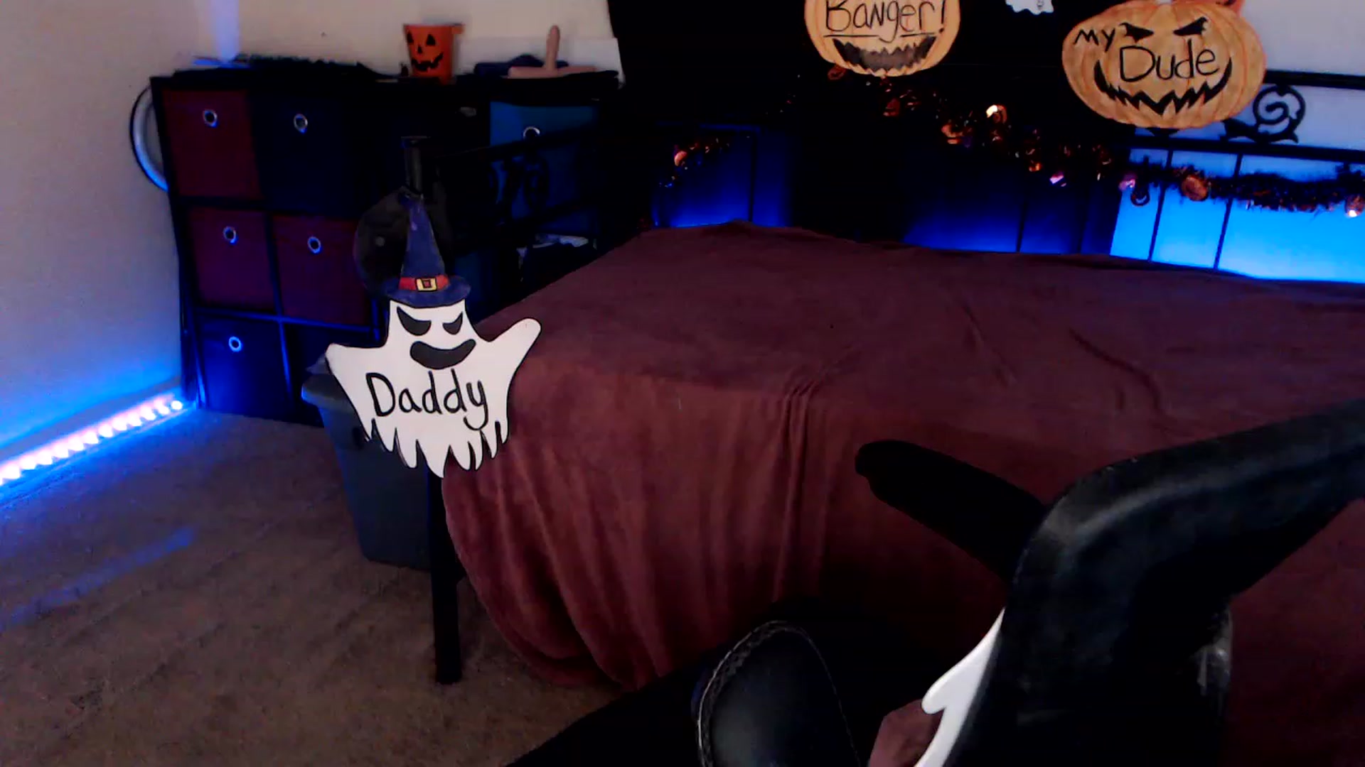 Gallery image thumbnail from SouthernSkye's myfreecams stream on, 10/16/2023, 05:59 image 16 of 20