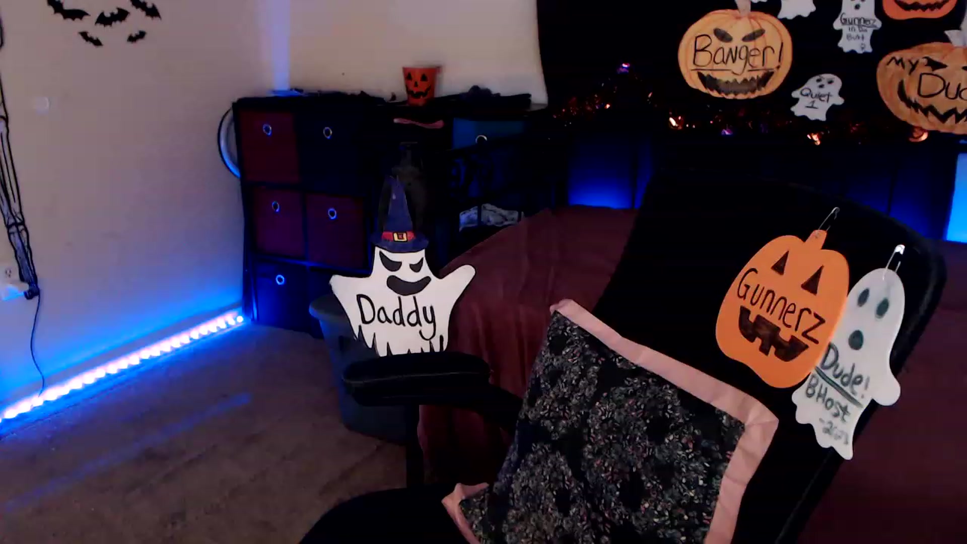 Gallery image thumbnail from SouthernSkye's myfreecams stream on, 10/21/2023, 07:53 image 5 of 20