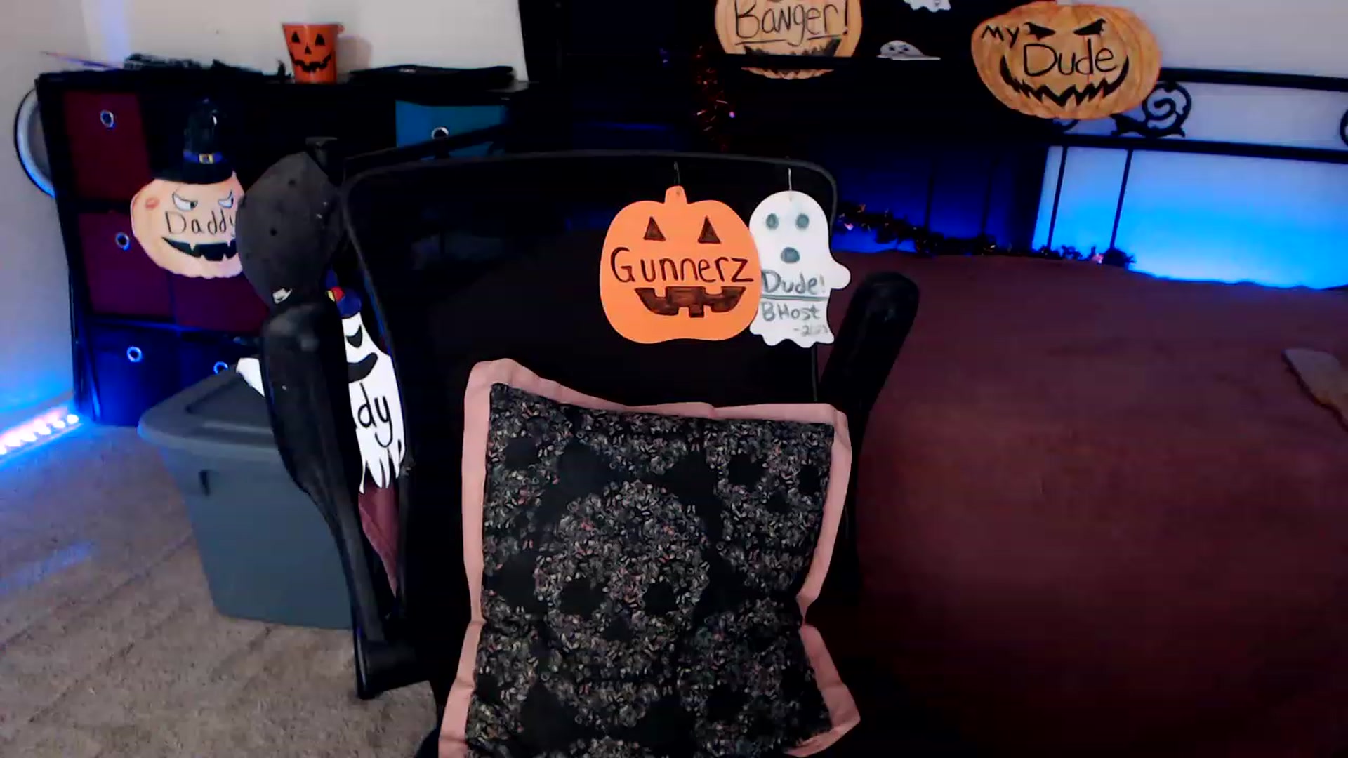 Gallery image thumbnail from SouthernSkye's myfreecams stream on, 10/23/2023, 05:42 image 13 of 20