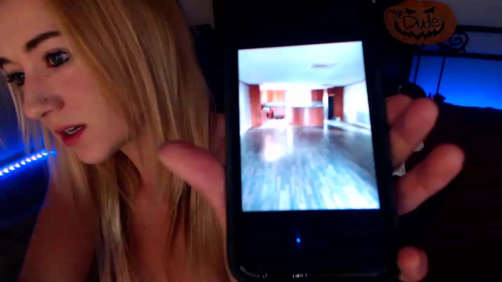 Gallery image thumbnail from SouthernSkye's myfreecams stream on, 10/23/2023, 05:42 image 5 of 20