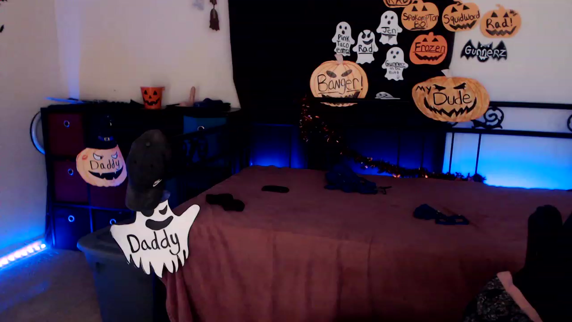 Gallery image thumbnail from SouthernSkye's myfreecams stream on, 10/24/2023, 05:34 image 11 of 20
