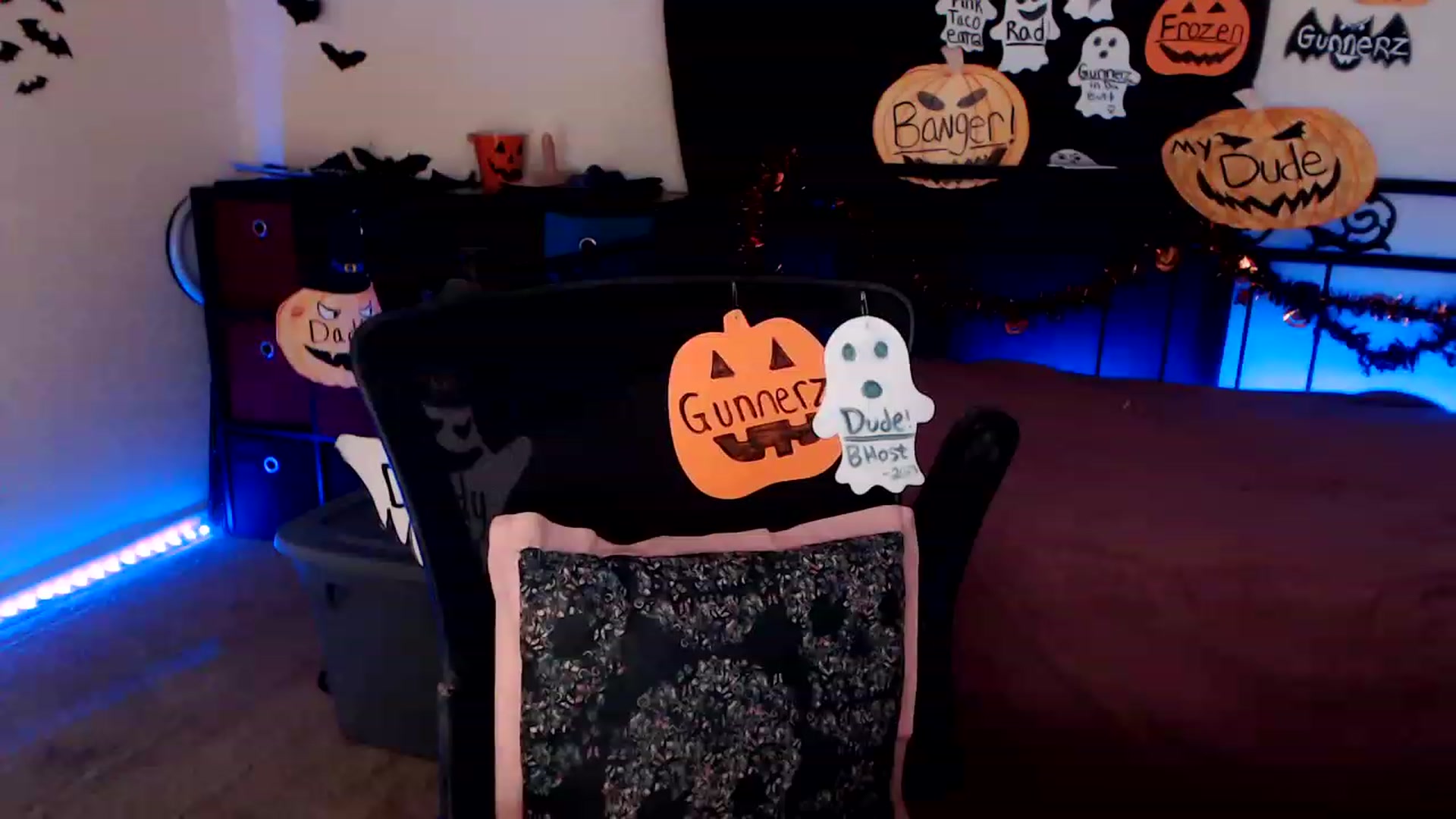 Gallery image thumbnail from SouthernSkye's myfreecams stream on, 10/25/2023, 05:56 image 6 of 20