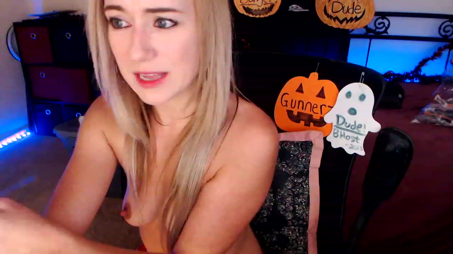 Gallery image thumbnail from SouthernSkye's myfreecams stream on, 10/27/2023, 06:07 image 14 of 20