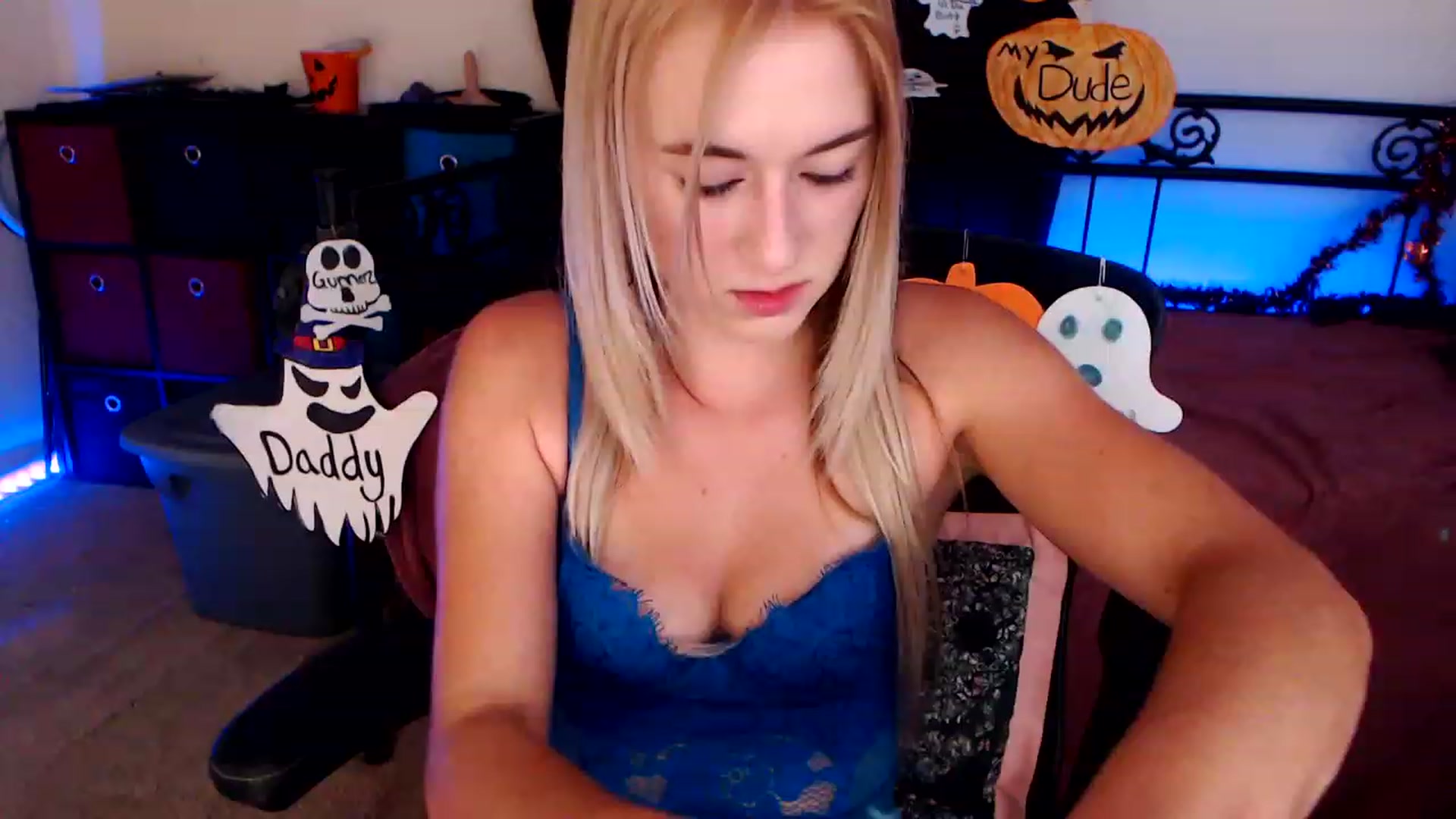 Gallery image thumbnail from SouthernSkye's myfreecams stream on, 10/29/2023, 06:14 image 7 of 20