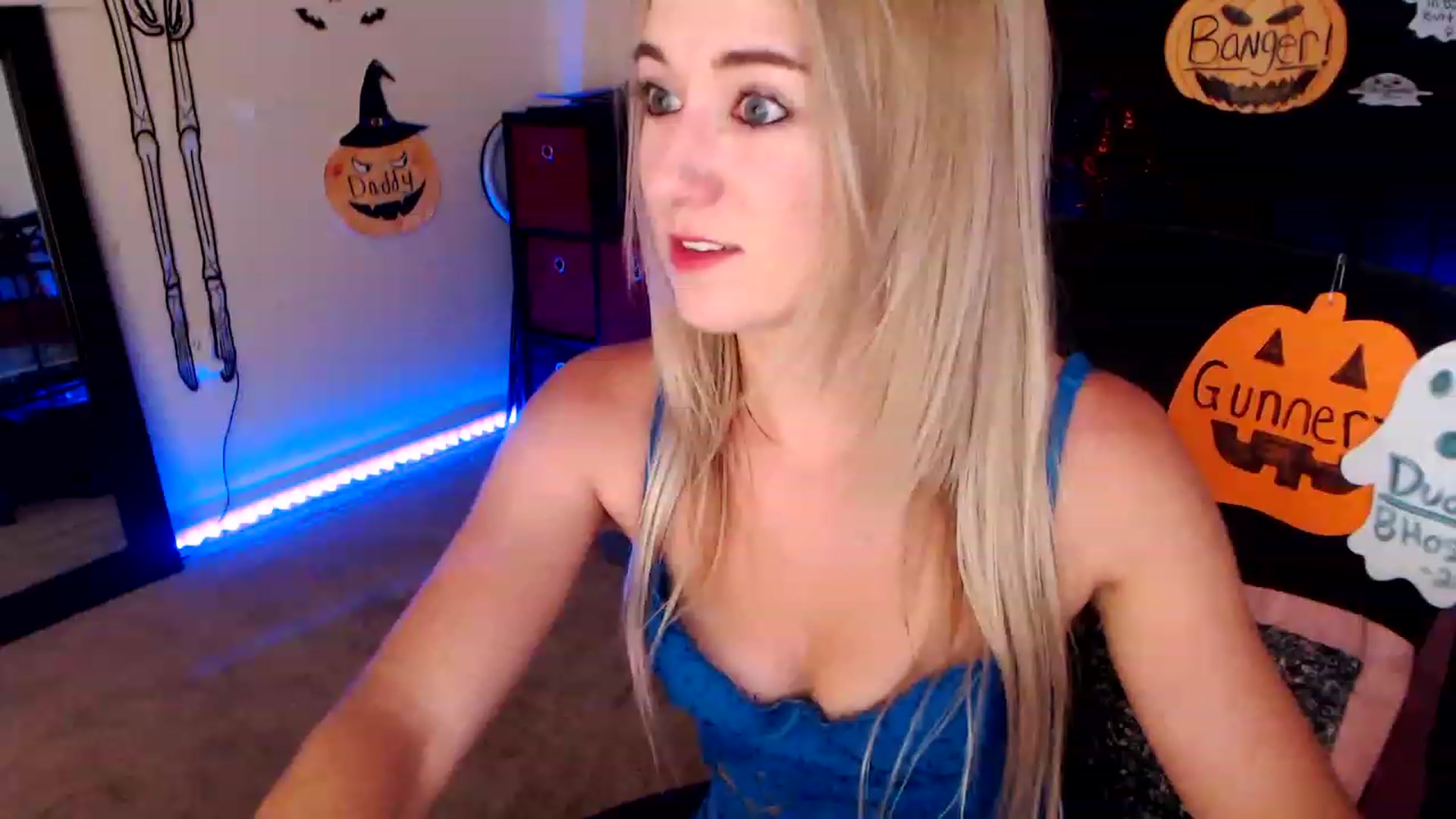 Gallery image thumbnail from SouthernSkye's myfreecams stream on, 10/29/2023, 06:47 image 5 of 20