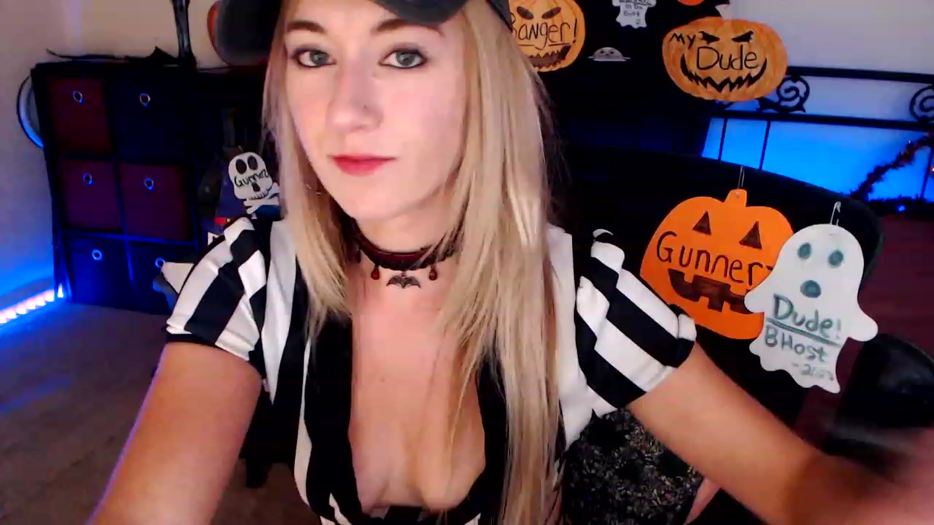 Gallery image thumbnail from SouthernSkye's myfreecams stream on, 10/30/2023, 05:52 image 15 of 20