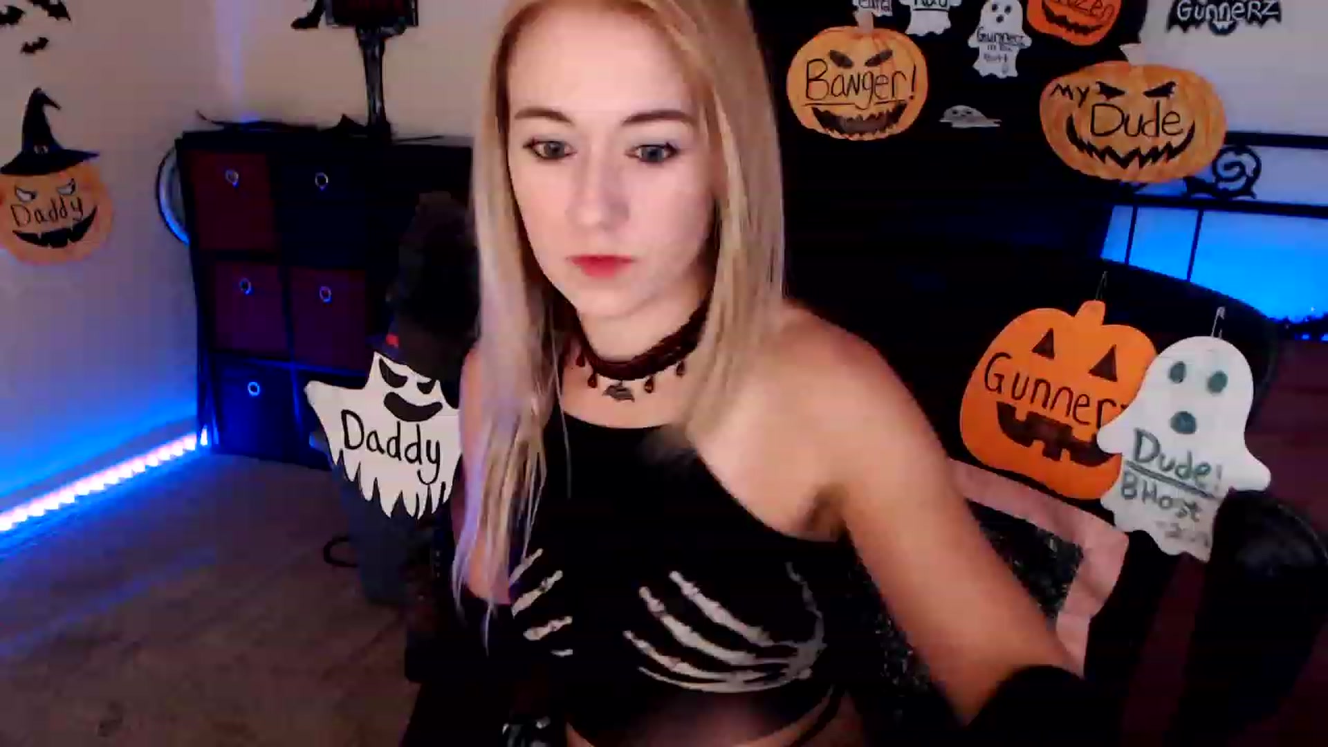 Gallery image thumbnail from SouthernSkye's myfreecams stream on, 11/01/2023, 06:10 image 15 of 20