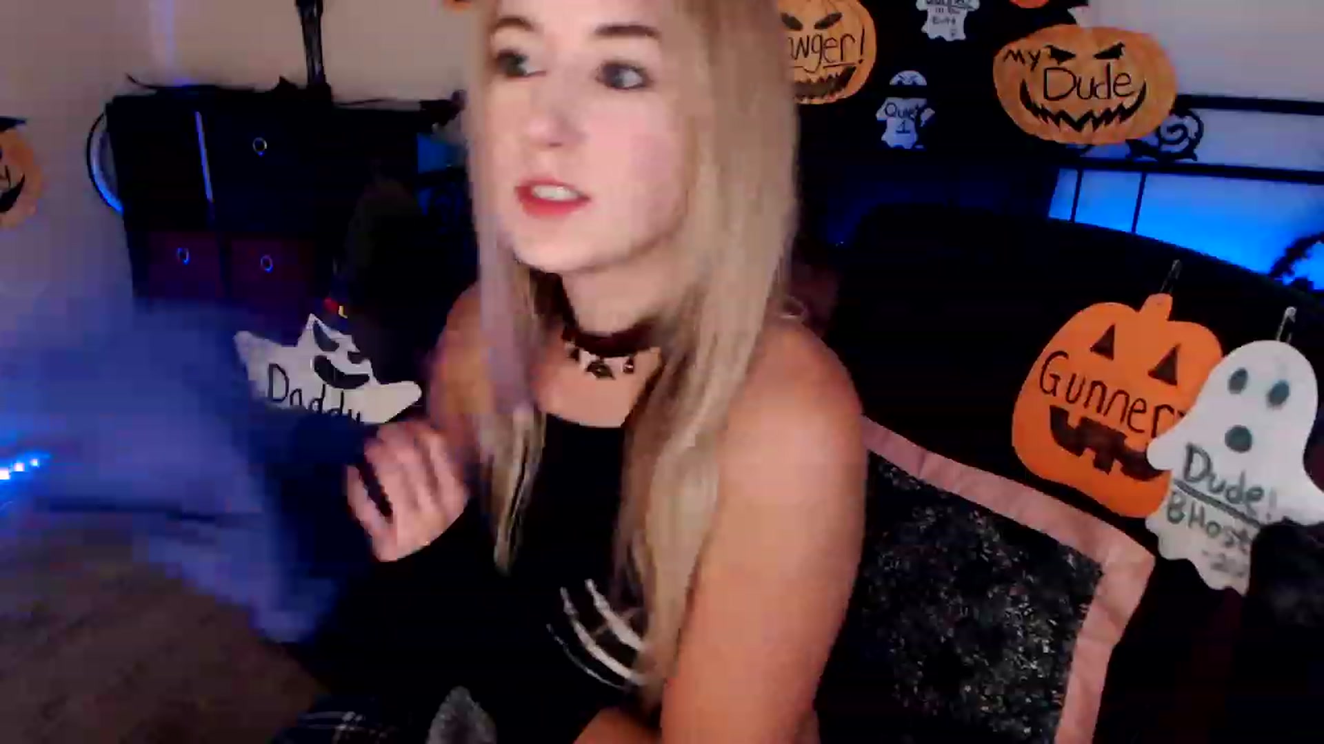 Gallery image thumbnail from SouthernSkye's myfreecams stream on, 11/01/2023, 07:21 image 7 of 20