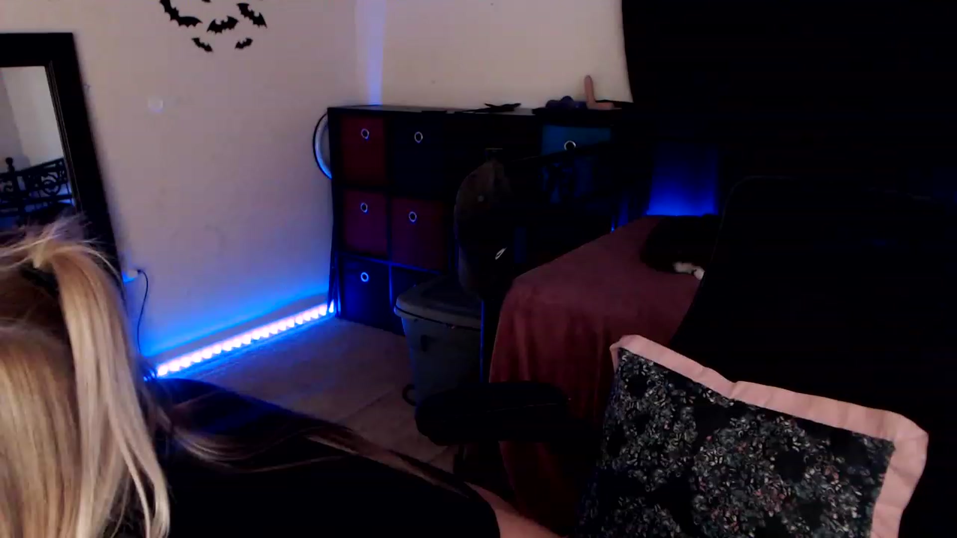 Gallery image thumbnail from SouthernSkye's myfreecams stream on, 11/03/2023, 04:53 image 19 of 20
