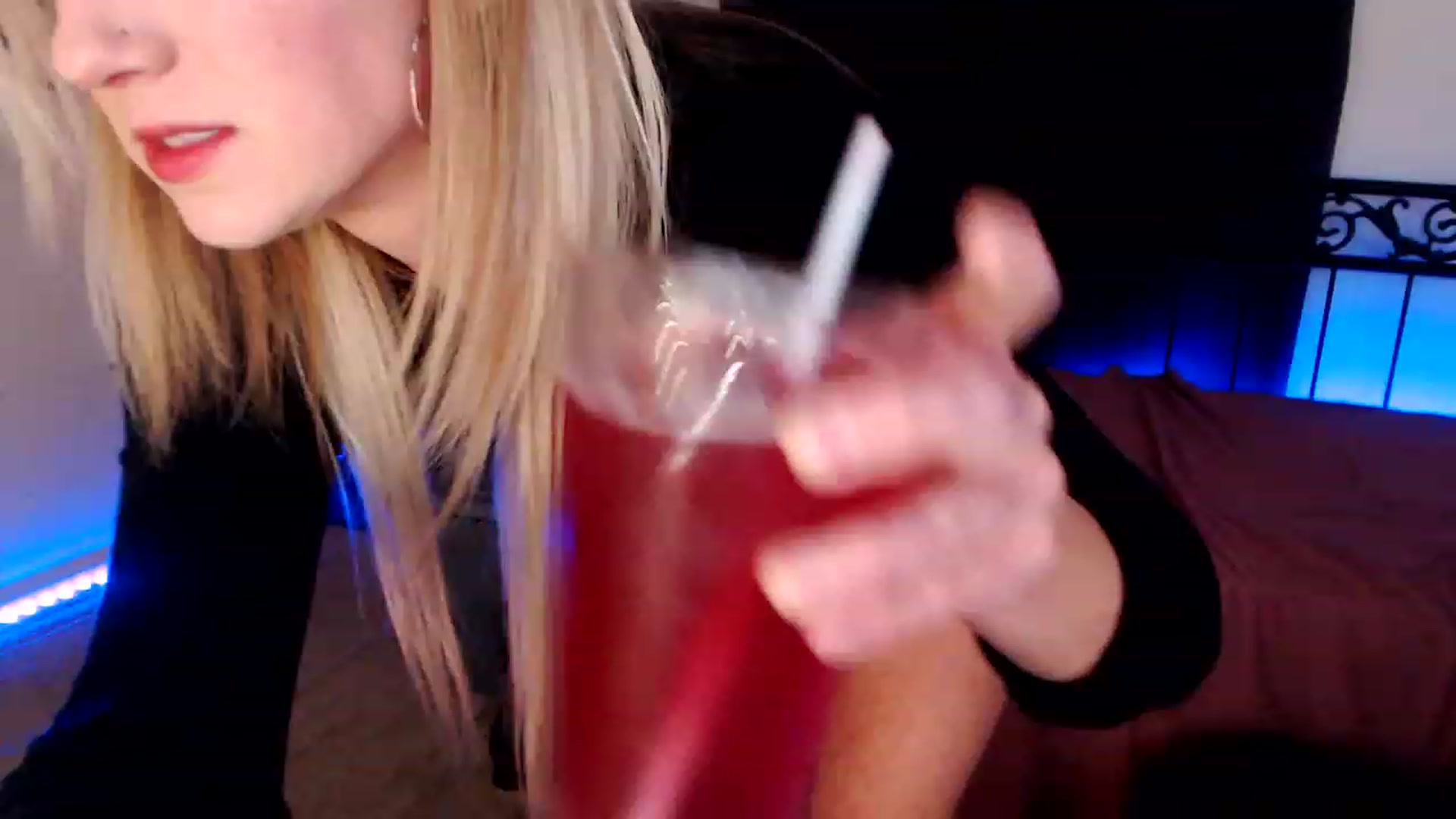 Gallery image thumbnail from SouthernSkye's myfreecams stream on, 11/03/2023, 04:53 image 16 of 20