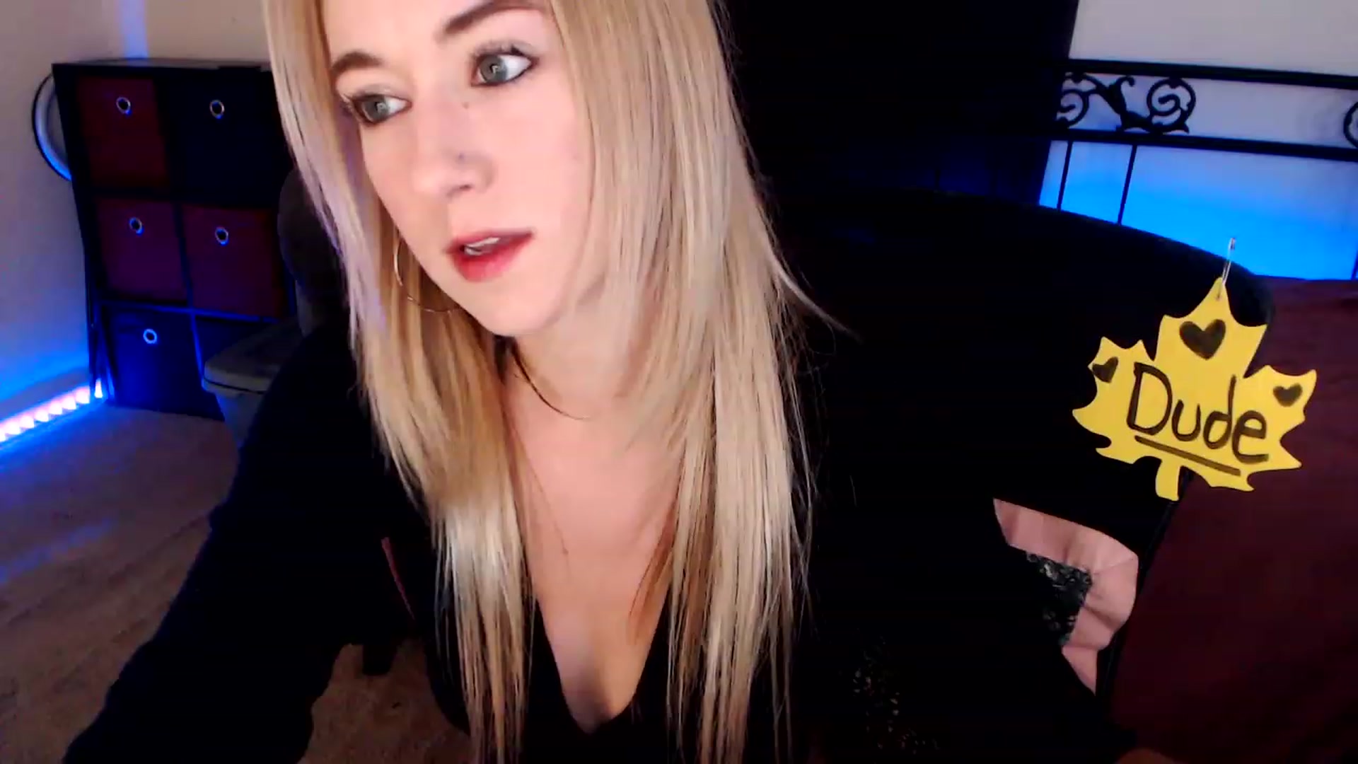 Gallery image thumbnail from SouthernSkye's myfreecams stream on, 11/03/2023, 06:10 image 6 of 20