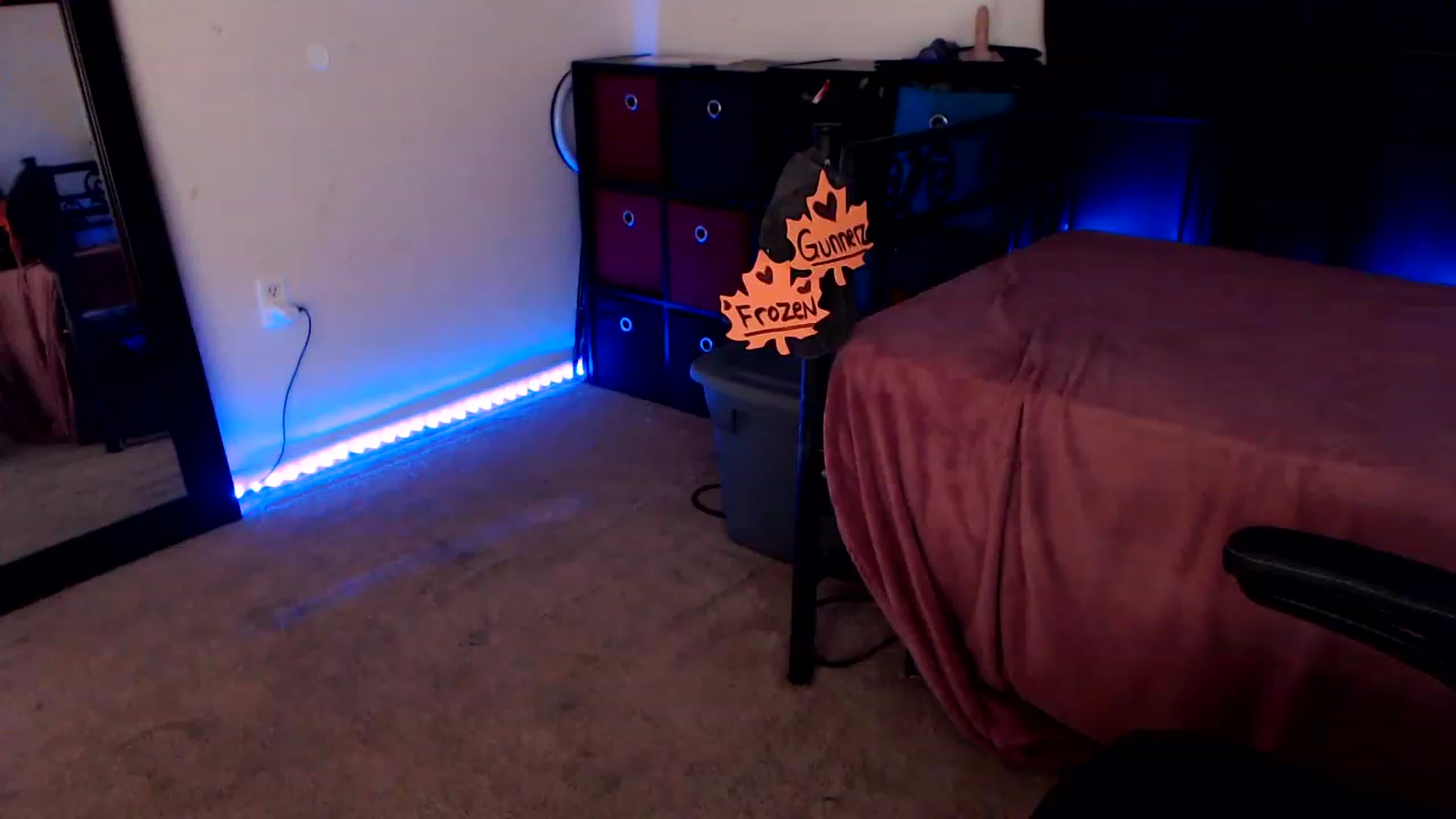 Gallery image thumbnail from SouthernSkye's myfreecams stream on, 11/08/2023, 06:01 image 10 of 20