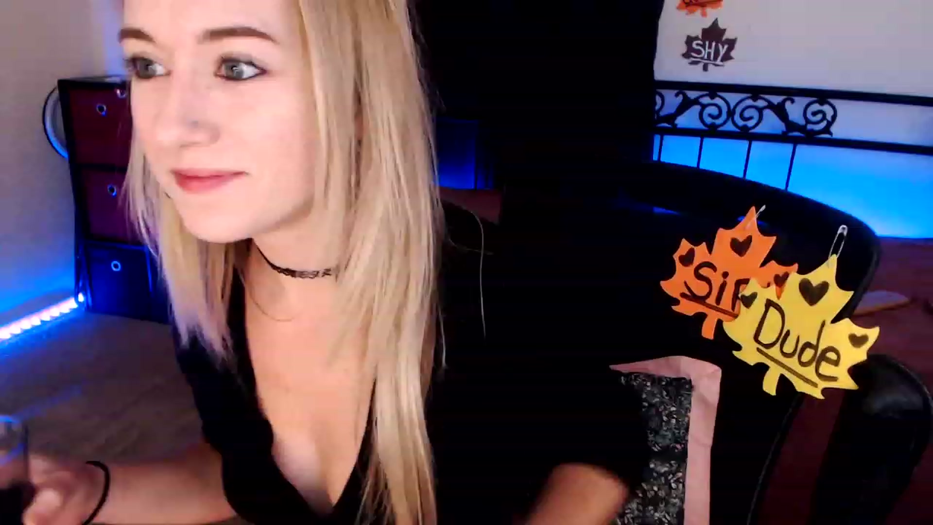 Gallery image thumbnail from SouthernSkye's myfreecams stream on, 11/16/2023, 06:00 image 5 of 20