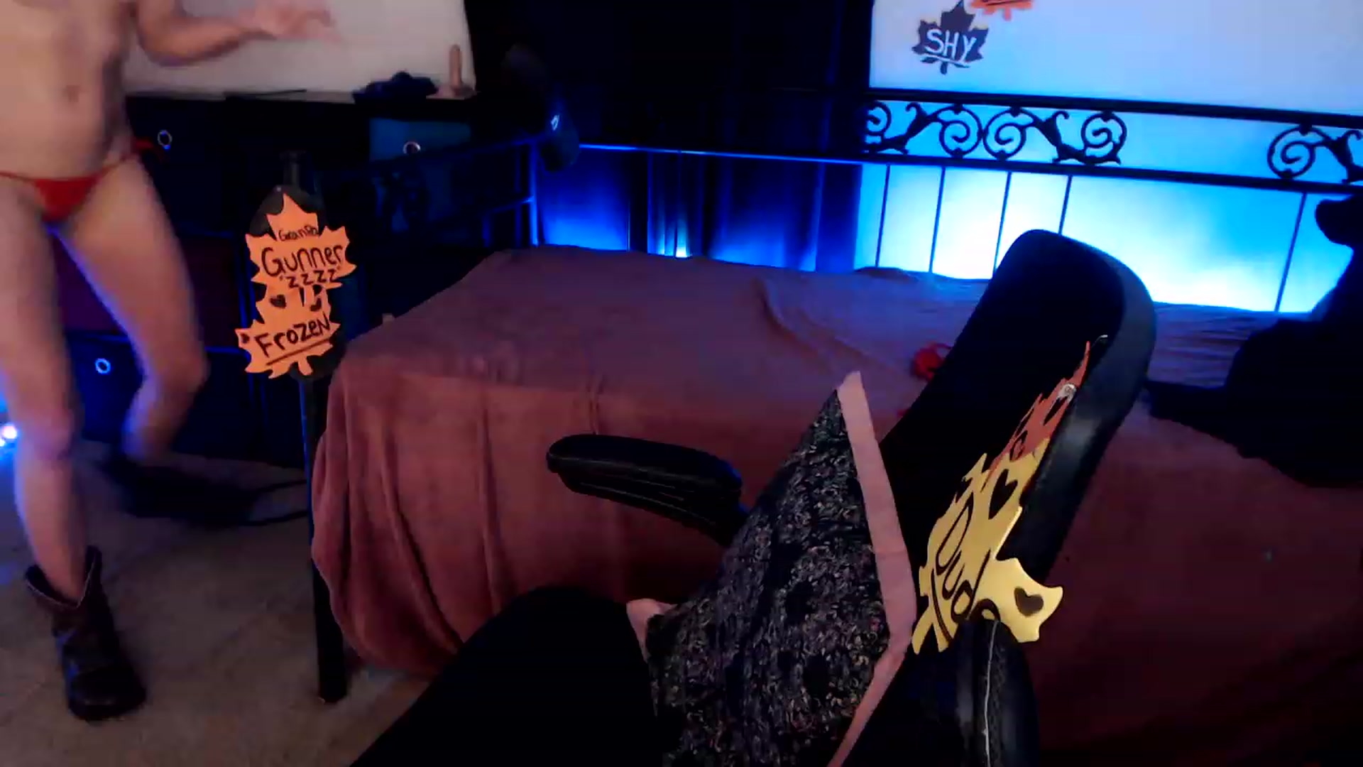 Gallery image thumbnail from SouthernSkye's myfreecams stream on, 11/30/2023, 08:13 image 5 of 20