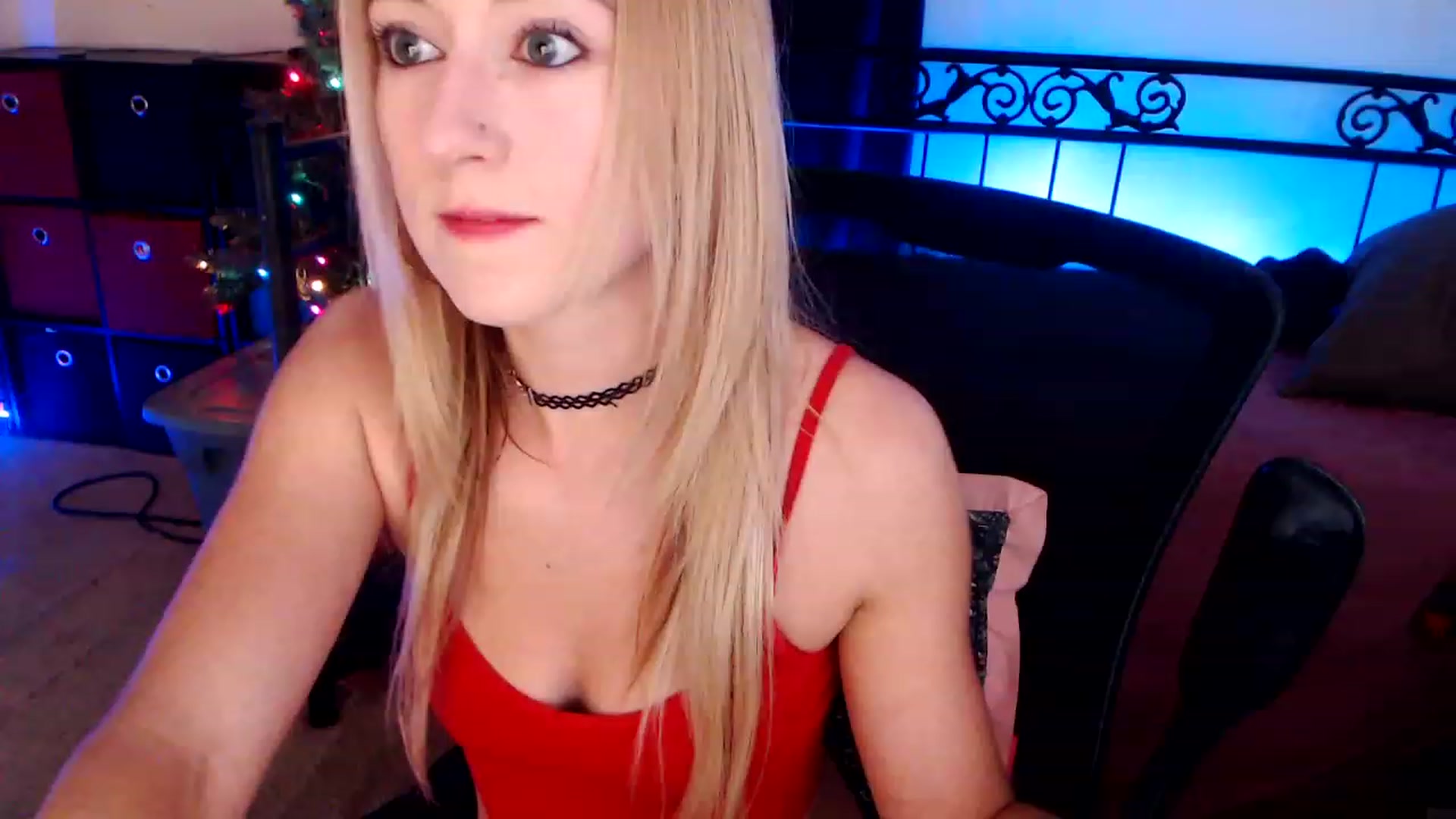 Gallery image thumbnail from SouthernSkye's myfreecams stream on, 12/08/2023, 06:22 image 1 of 20
