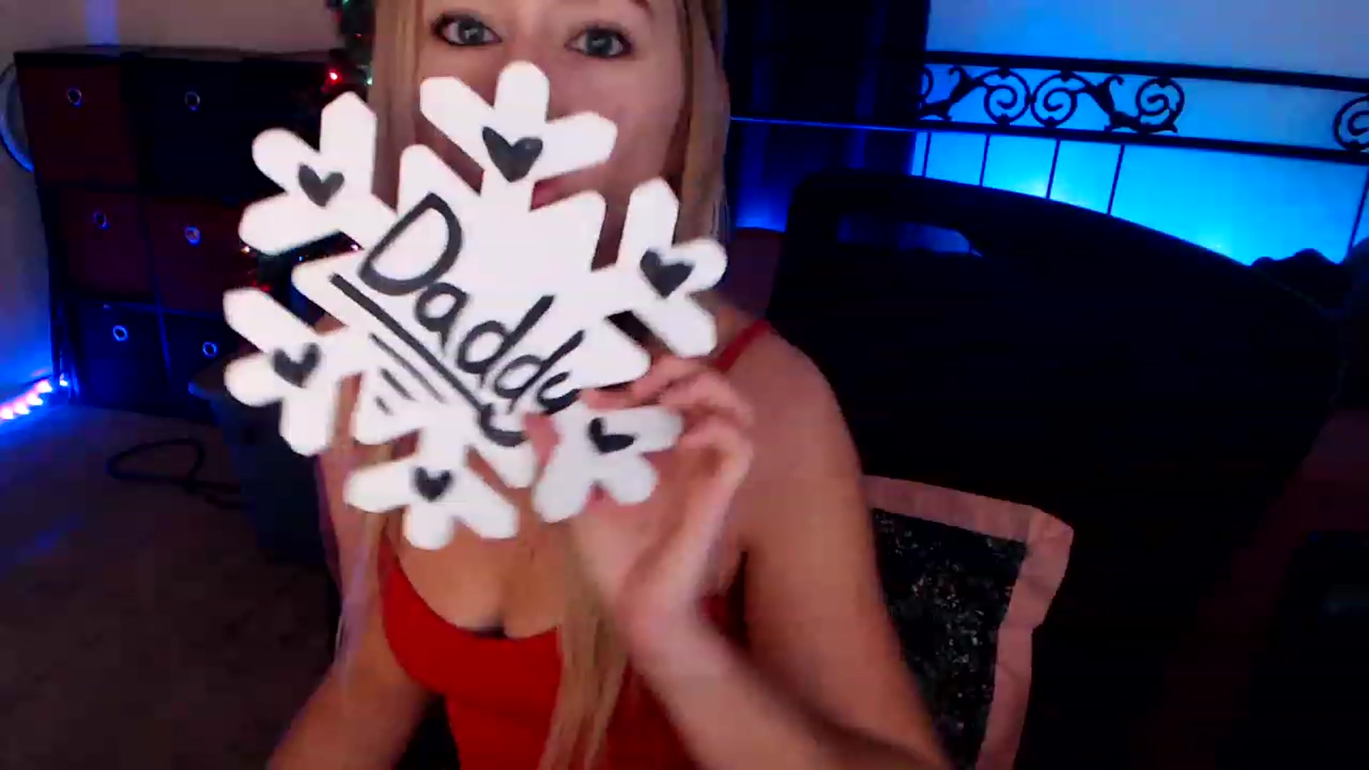 Gallery image thumbnail from SouthernSkye's myfreecams stream on, 12/08/2023, 06:22 image 3 of 20