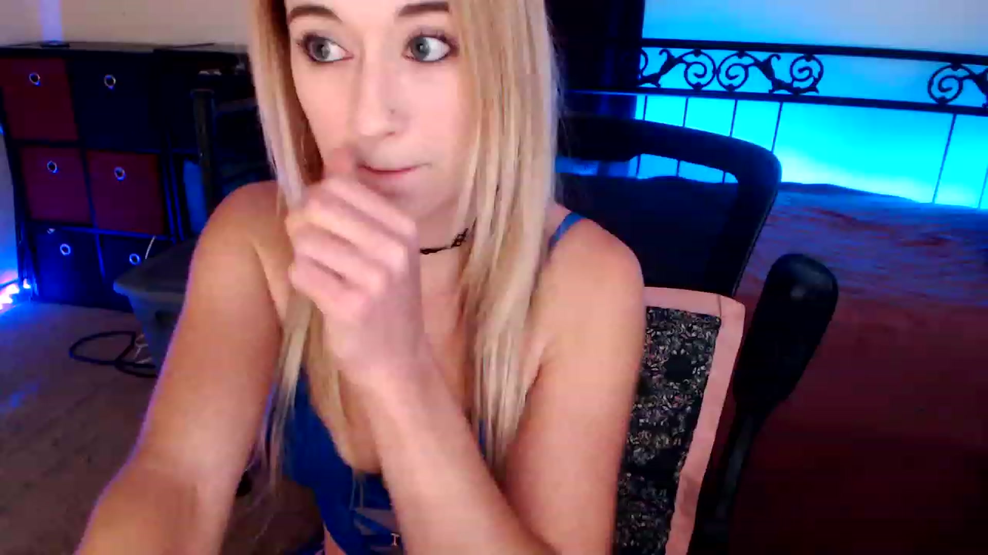 Gallery image thumbnail from SouthernSkye's myfreecams stream on, 12/10/2023, 06:35 image 20 of 20