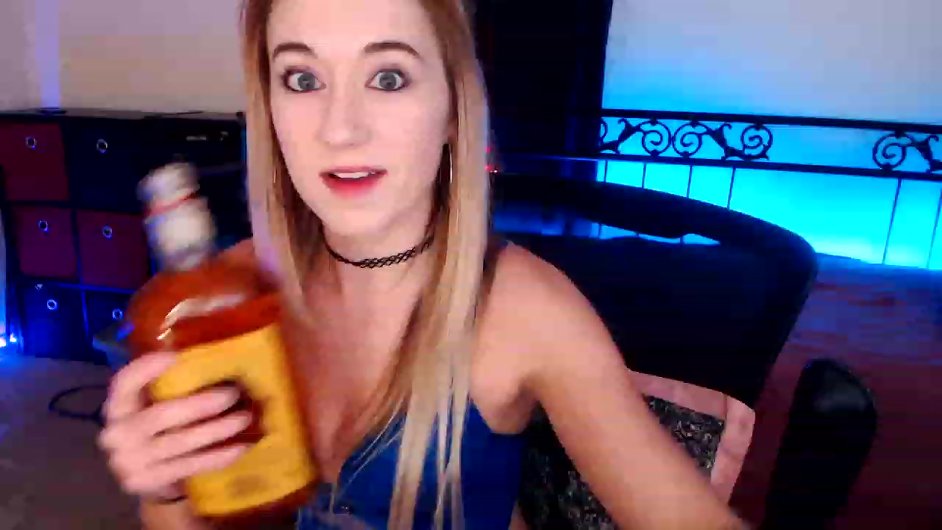 Gallery image thumbnail from SouthernSkye's myfreecams stream on, 12/10/2023, 06:35 image 2 of 20