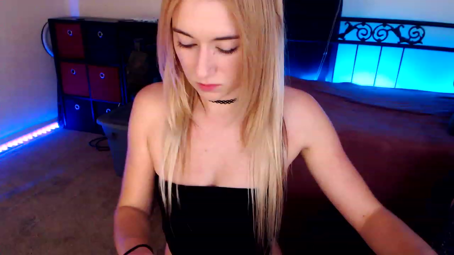 Gallery image thumbnail from SouthernSkye's myfreecams stream on, 01/02/2024, 06:53 image 1 of 20