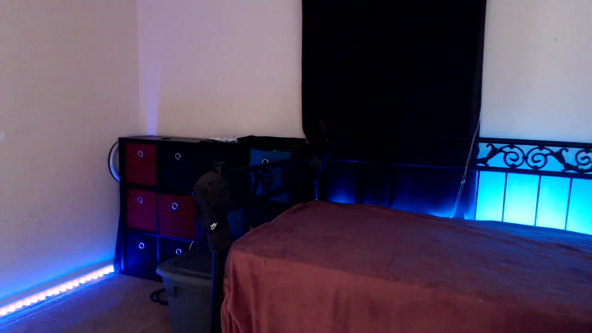 Gallery image thumbnail from SouthernSkye's myfreecams stream on, 01/05/2024, 07:21 image 5 of 20