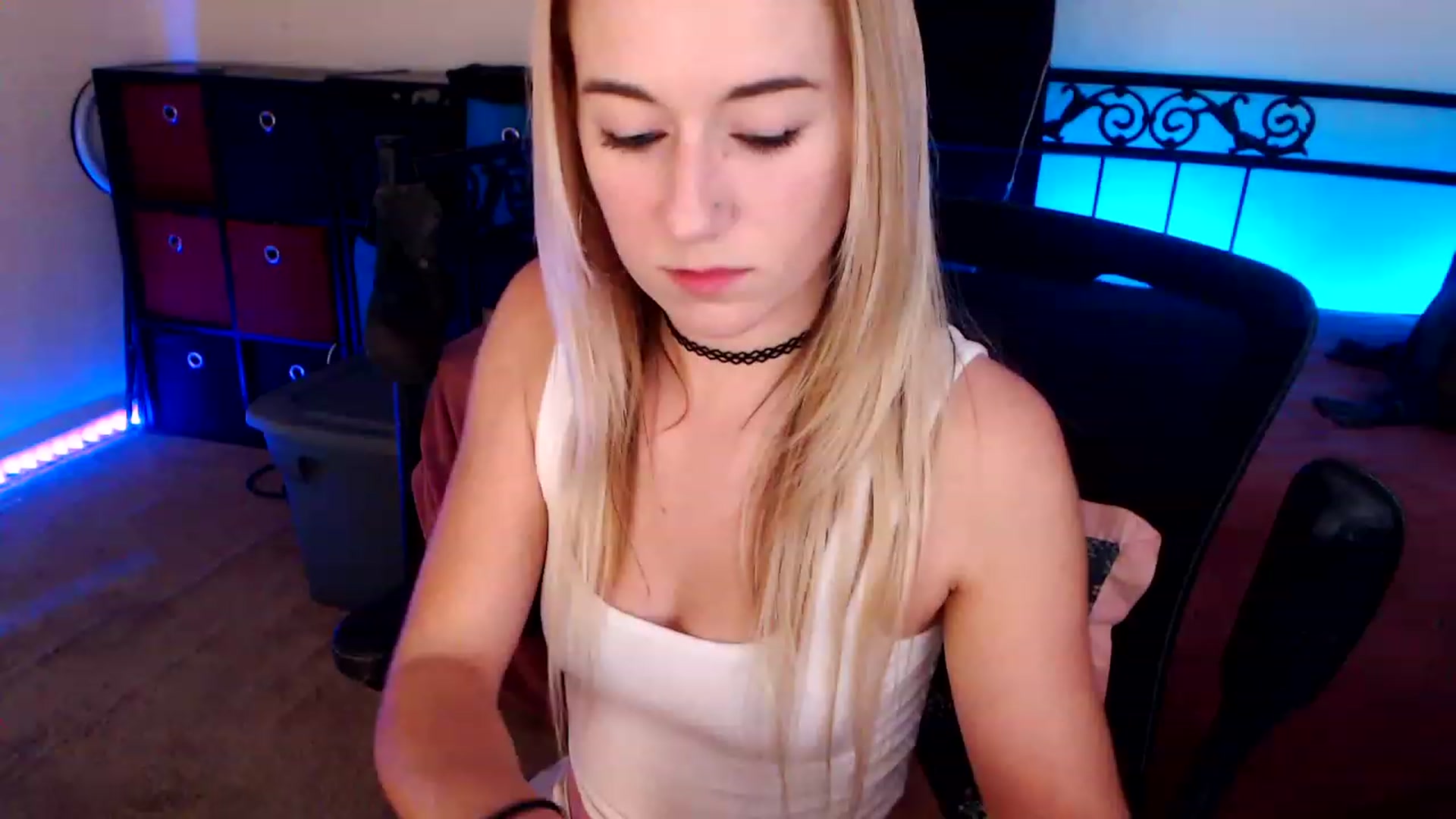 Gallery image thumbnail from SouthernSkye's myfreecams stream on, 01/08/2024, 07:22 image 17 of 20