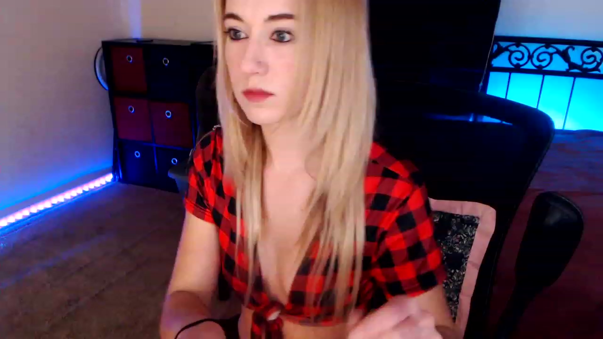 Gallery image thumbnail from SouthernSkye's myfreecams stream on, 01/27/2024, 07:40 image 19 of 20