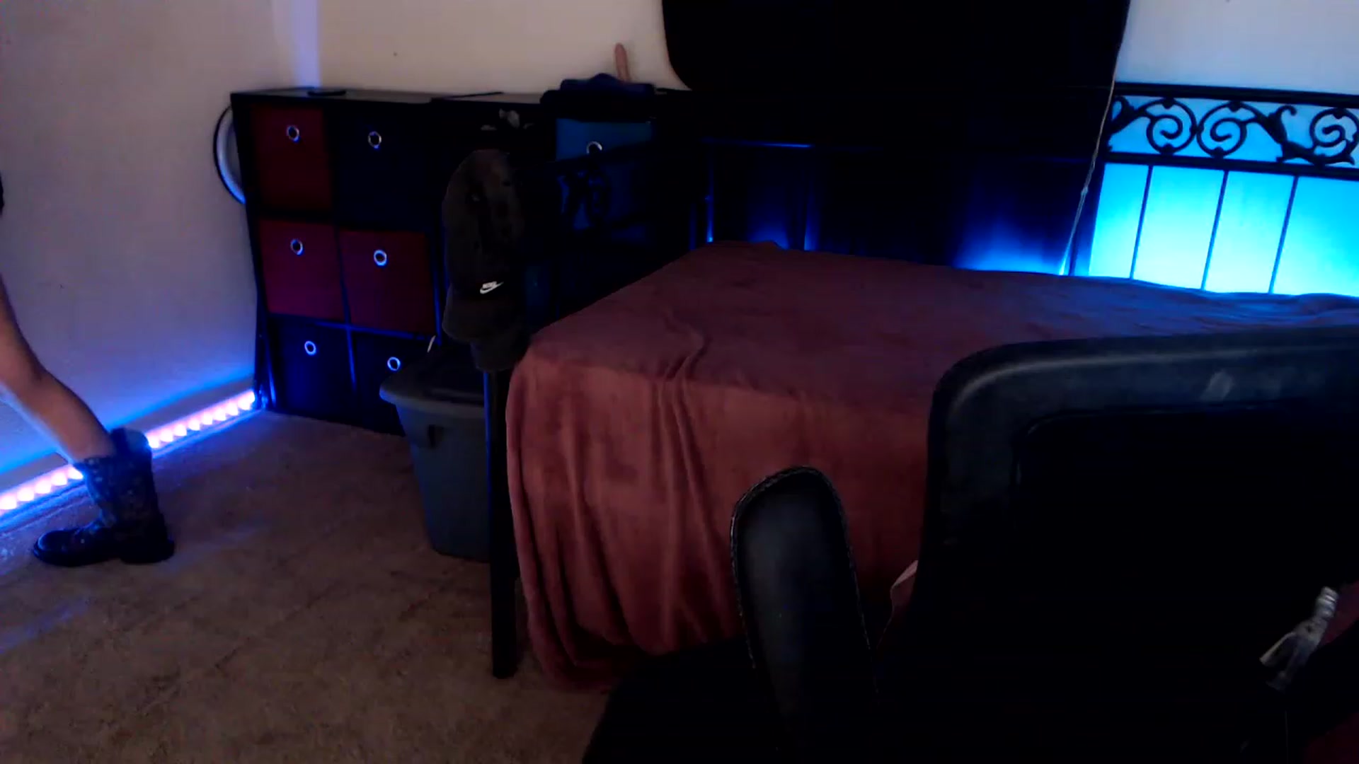 Gallery image thumbnail from SouthernSkye's myfreecams stream on, 01/27/2024, 07:40 image 20 of 20