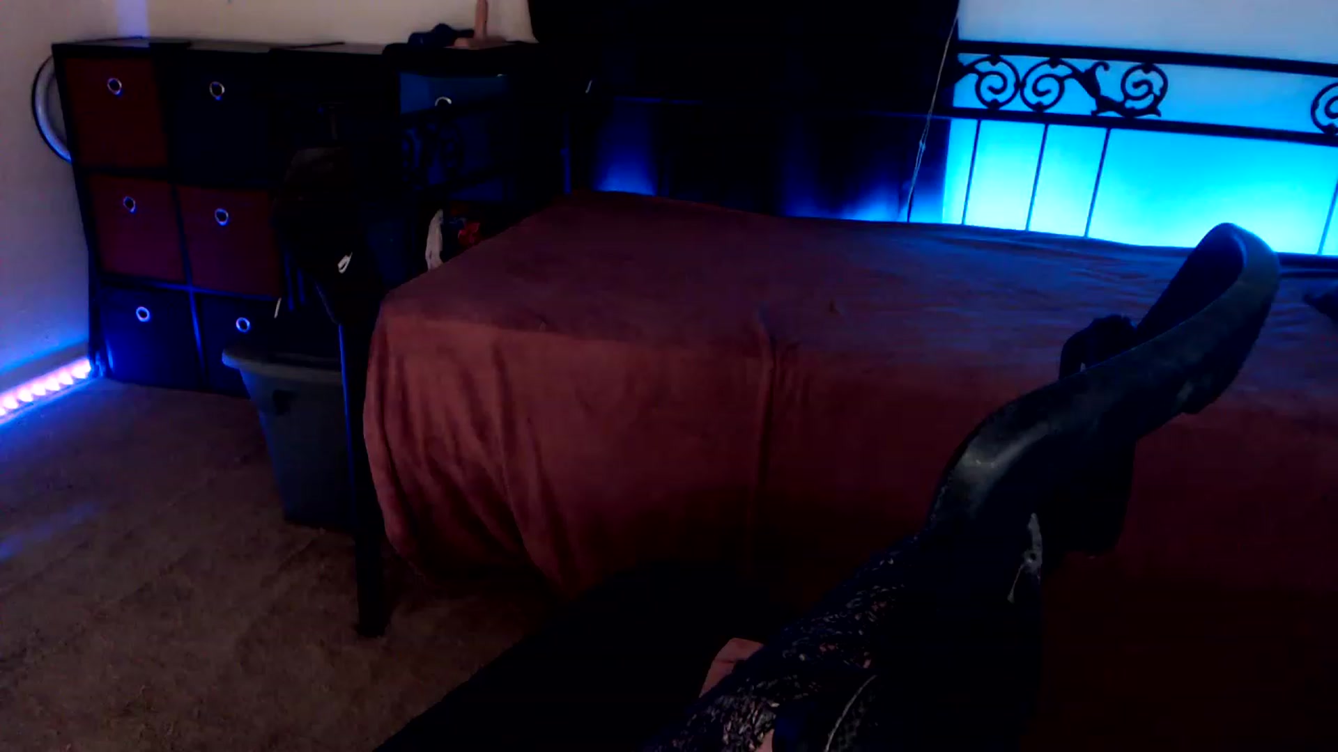 Gallery image thumbnail from SouthernSkye's myfreecams stream on, 02/07/2024, 06:59 image 16 of 20