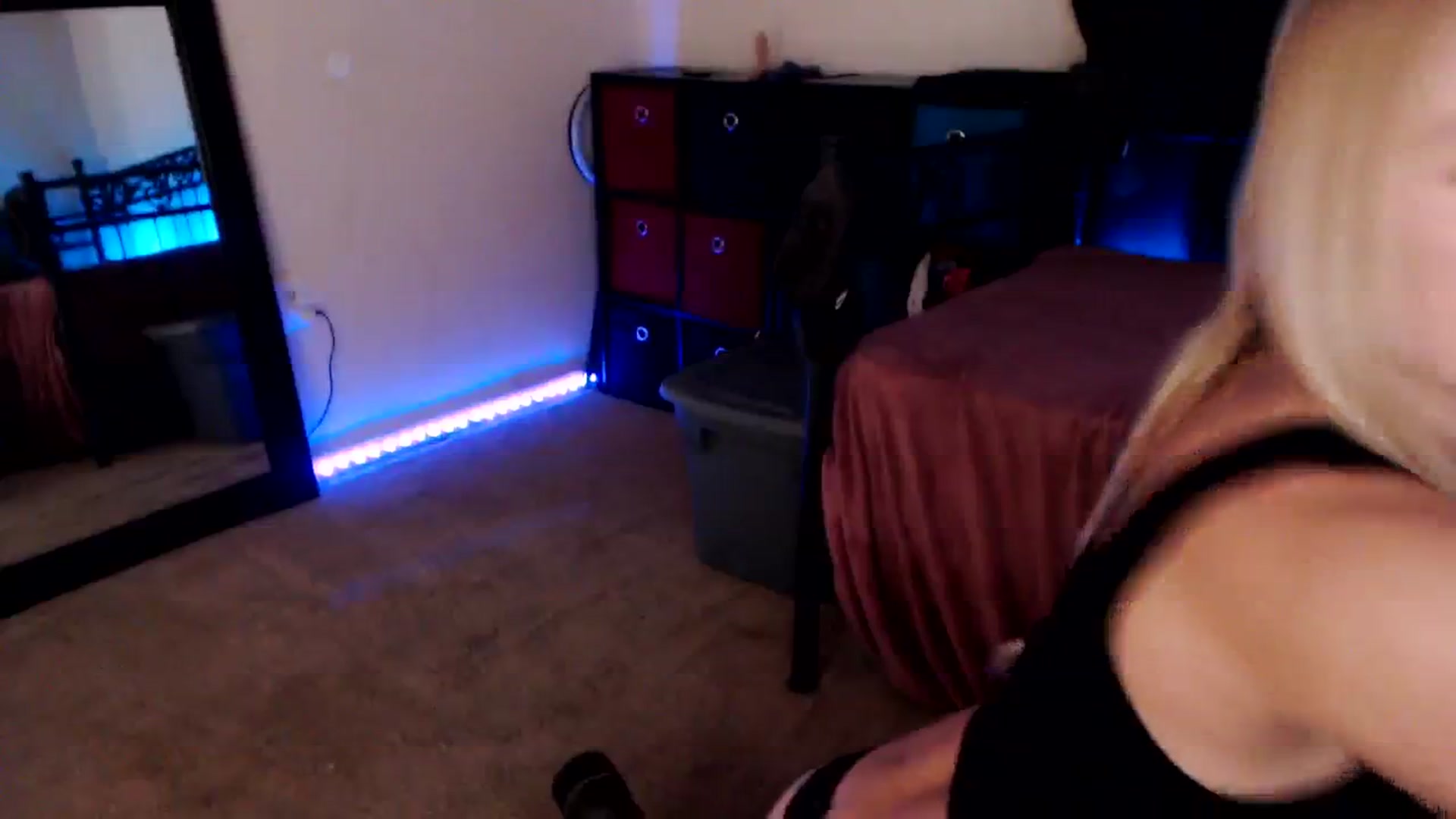 Gallery image thumbnail from SouthernSkye's myfreecams stream on, 02/12/2024, 07:11 image 4 of 20