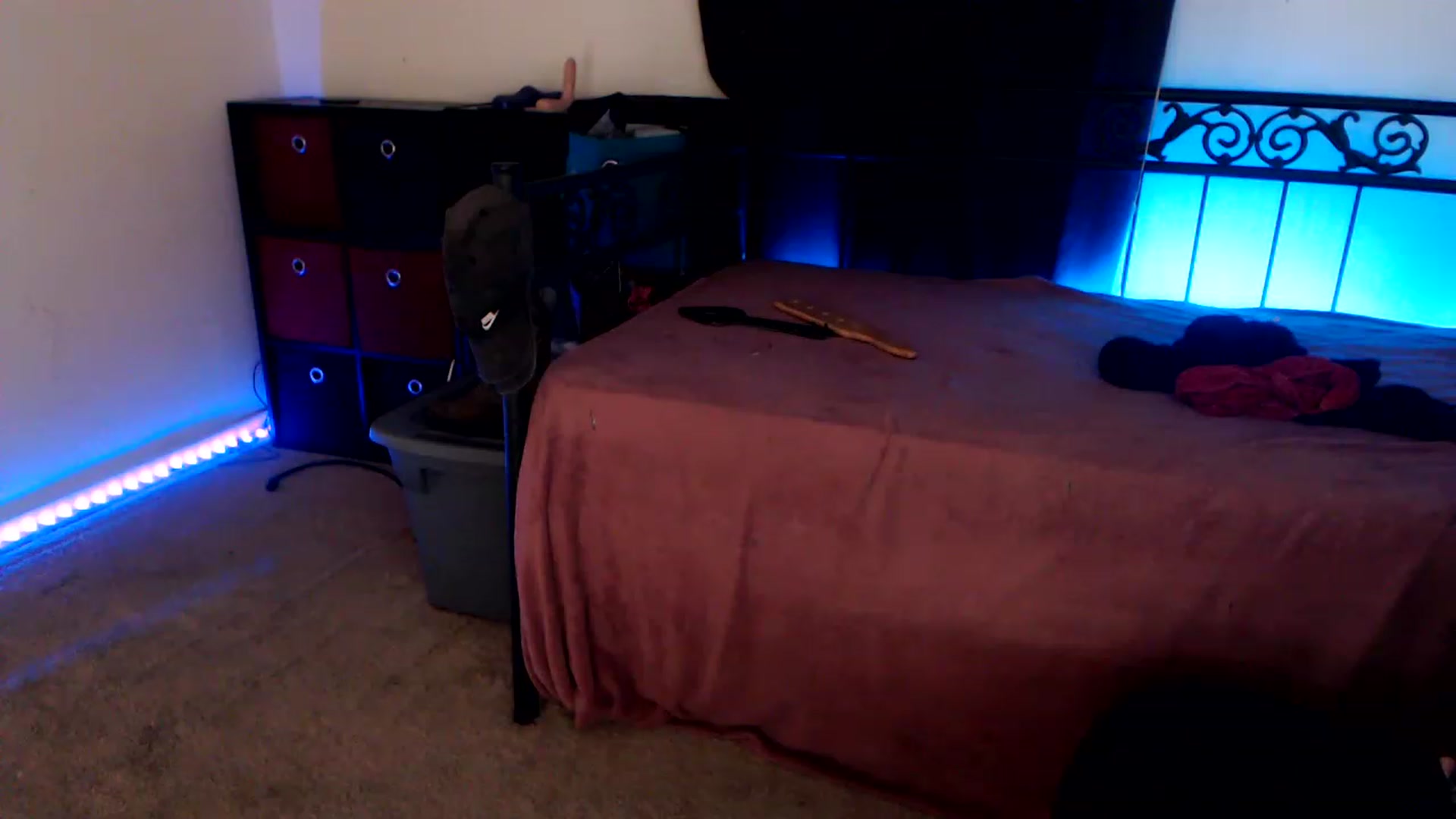 Gallery image thumbnail from SouthernSkye's myfreecams stream on, 02/29/2024, 09:28 image 10 of 20