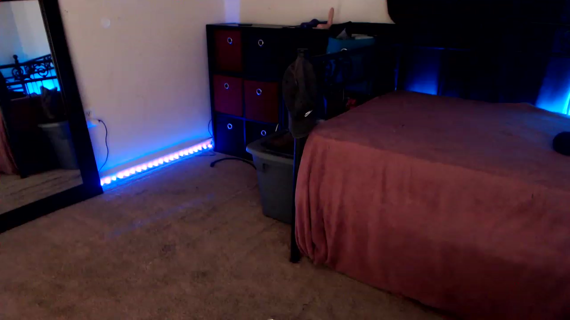 Gallery image thumbnail from SouthernSkye's myfreecams stream on, 02/29/2024, 09:28 image 2 of 20