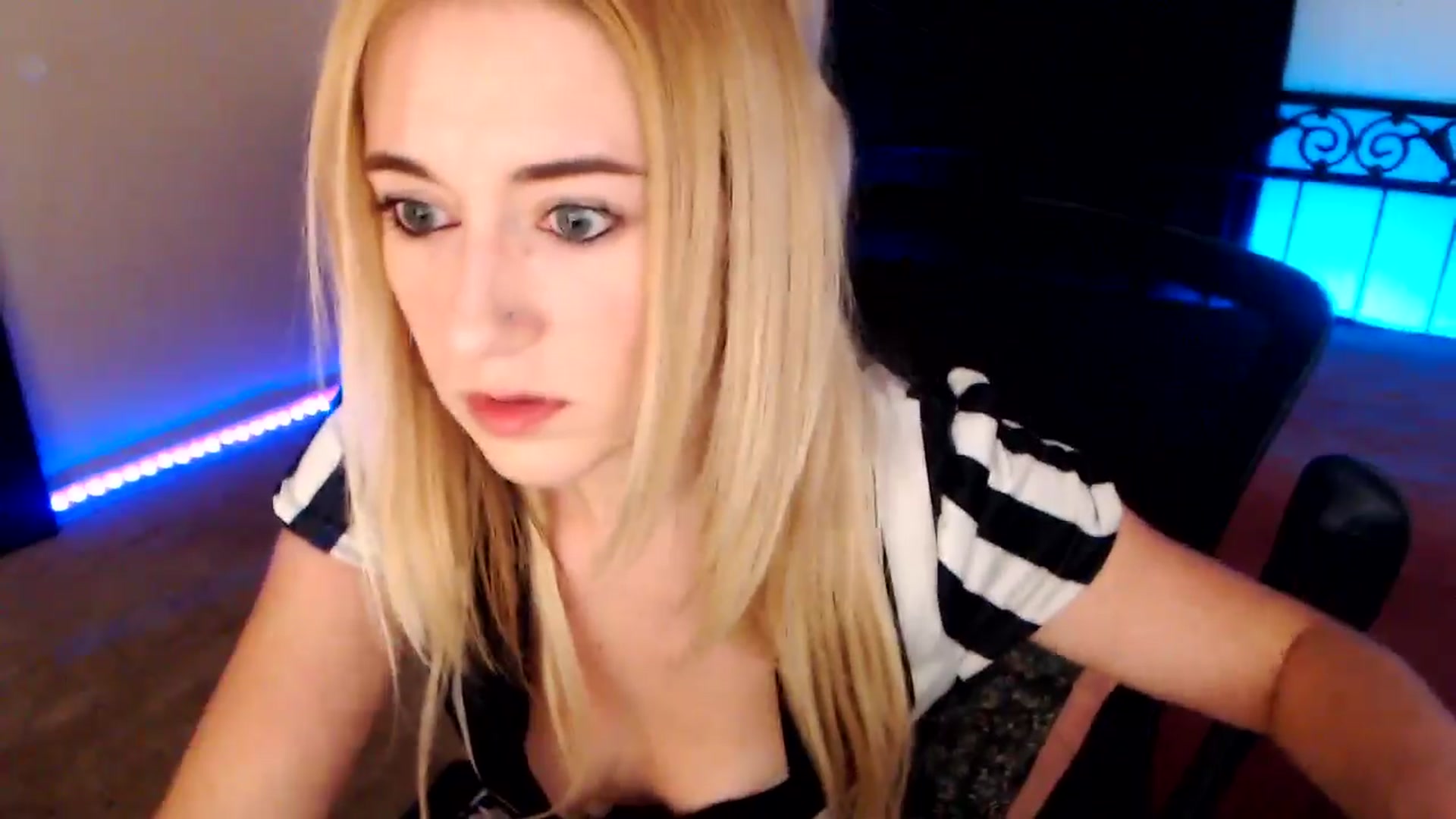 Gallery image thumbnail from SouthernSkye's myfreecams stream on, 03/27/2024, 06:04 image 6 of 20