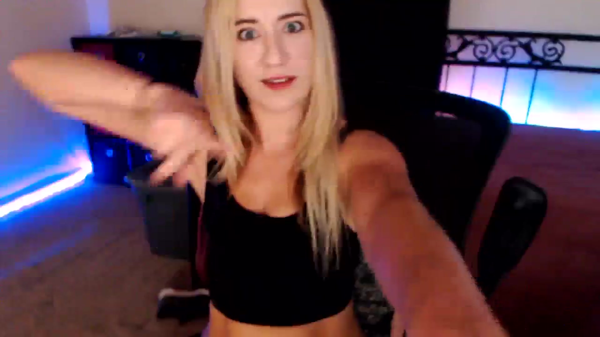 Gallery image thumbnail from SouthernSkye's myfreecams stream on, 06/23/2024, 09:04 image 5 of 20